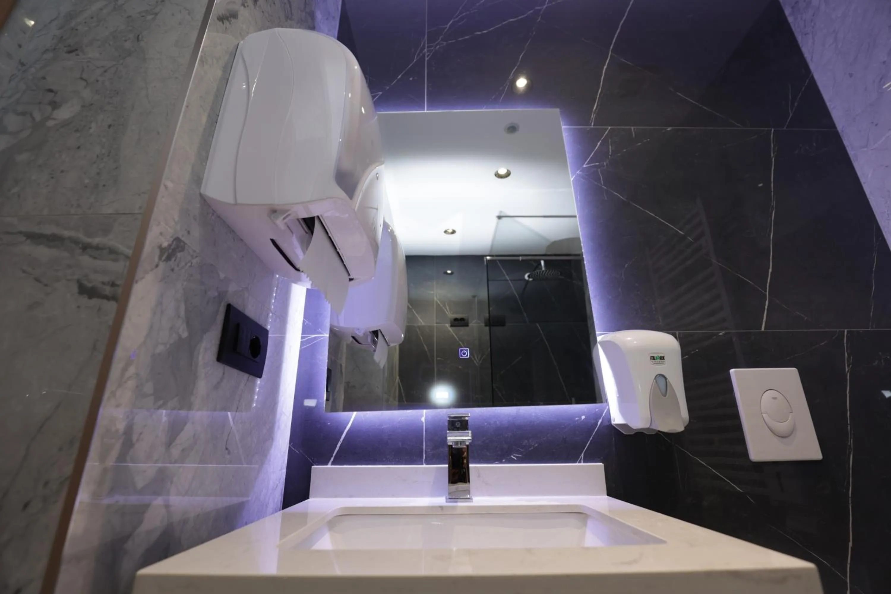 Shower in Residence Inn Hotel