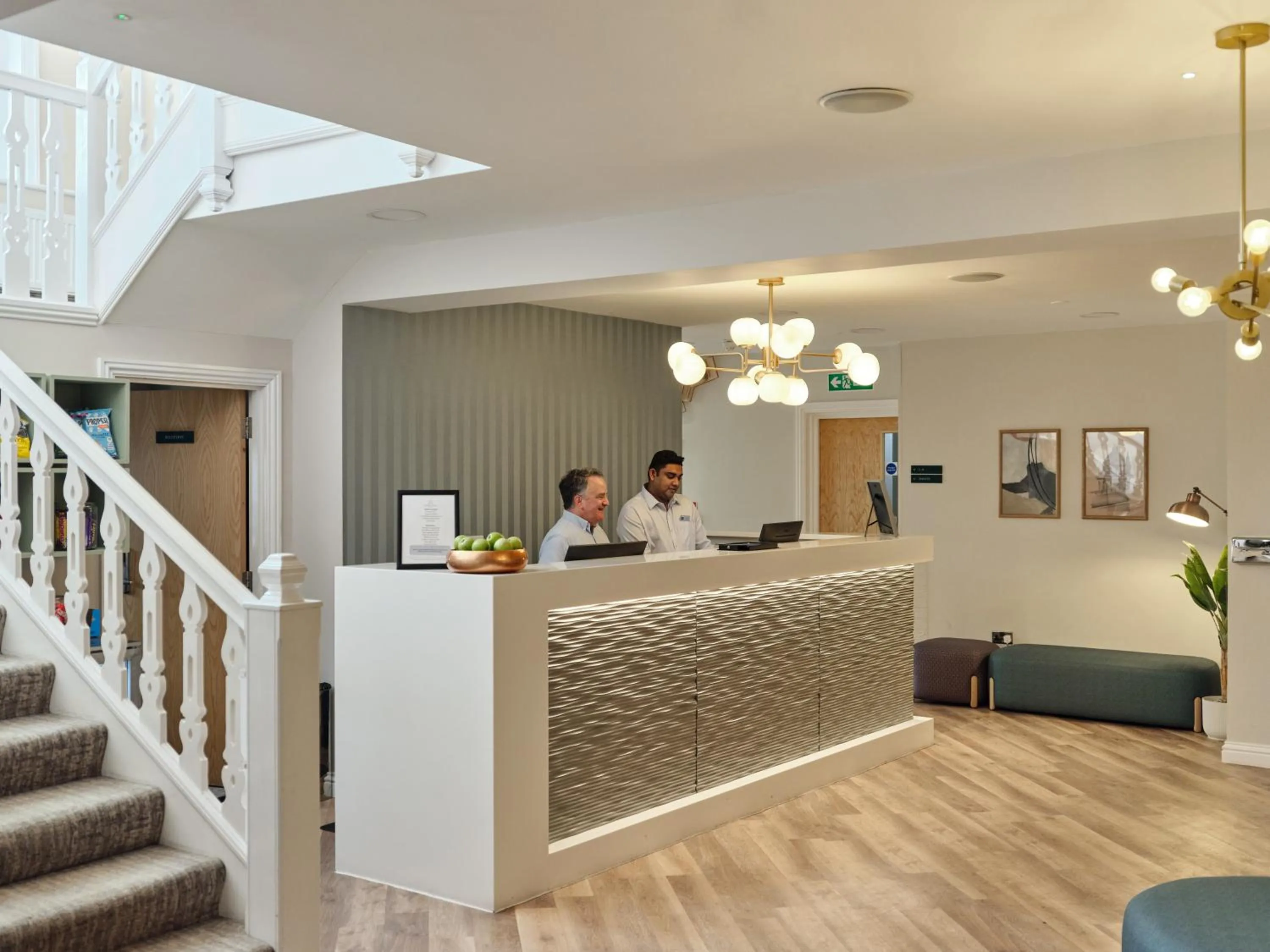 Lobby or reception in Linton Lodge a BW Signature Collection Hotel