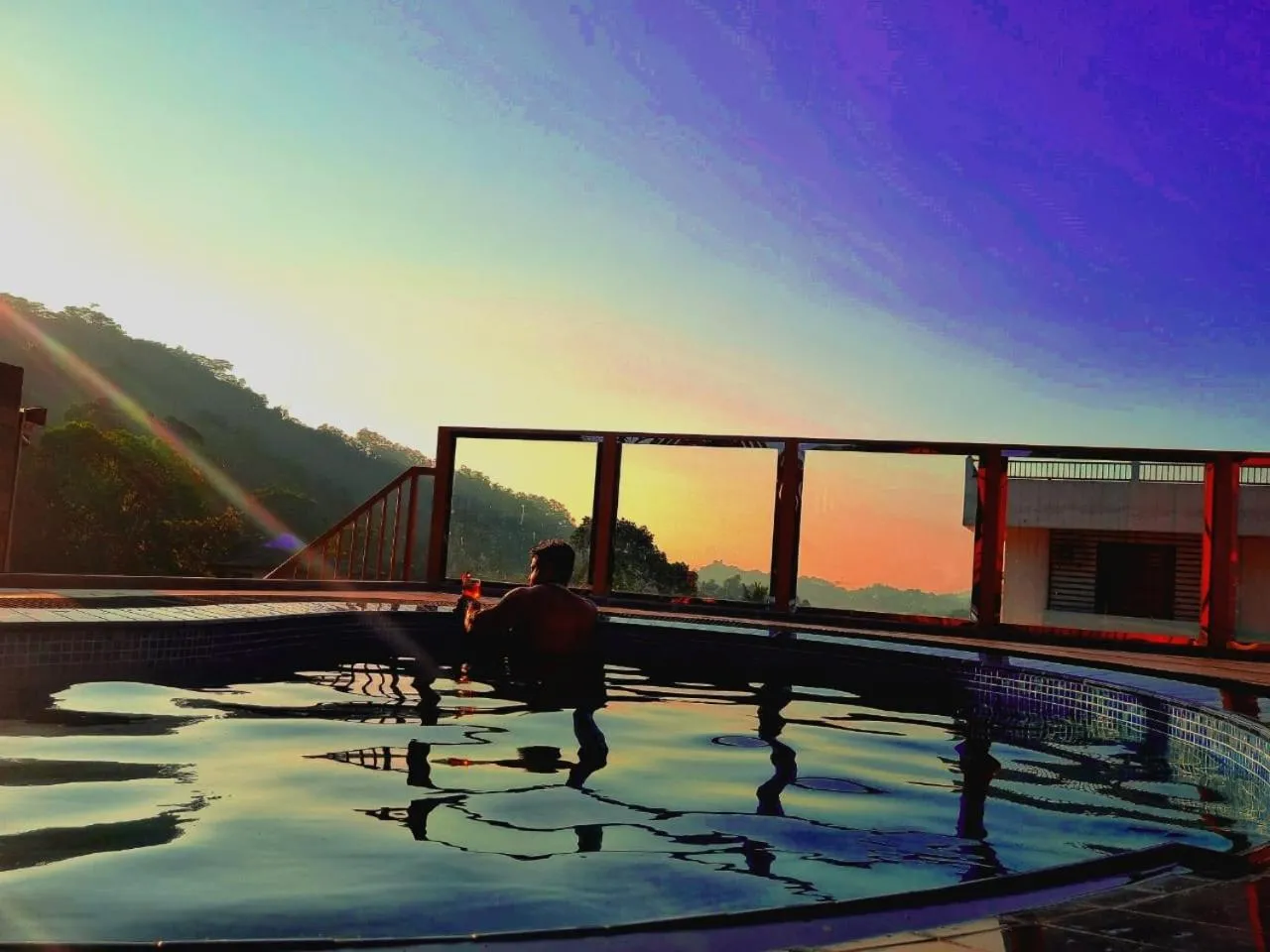 Swimming pool in Manthra Leisure