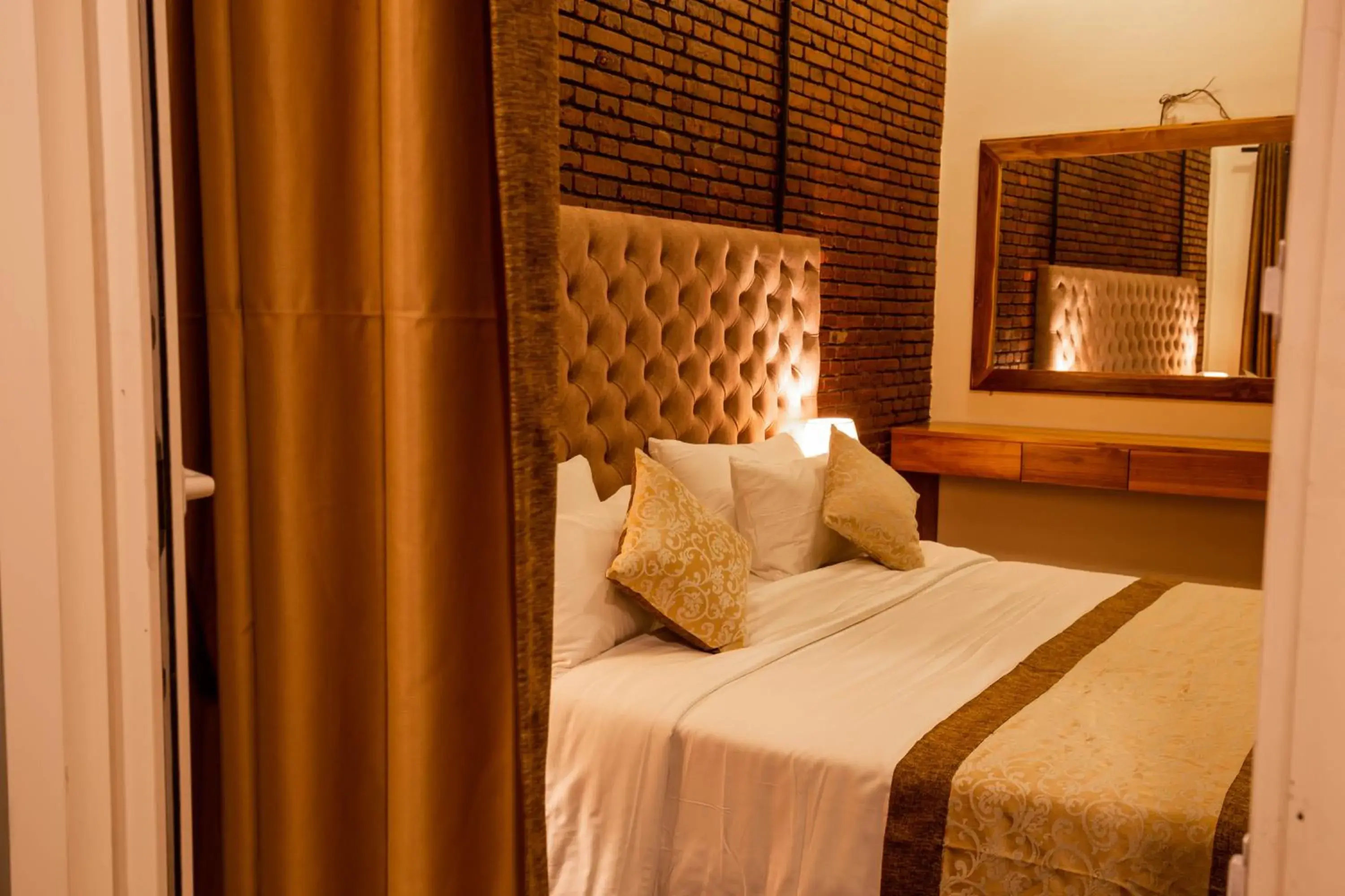 Deluxe Double Room with Balcony in Manthra Leisure Deluxe Double Room with Balcony in Manthra Leisure