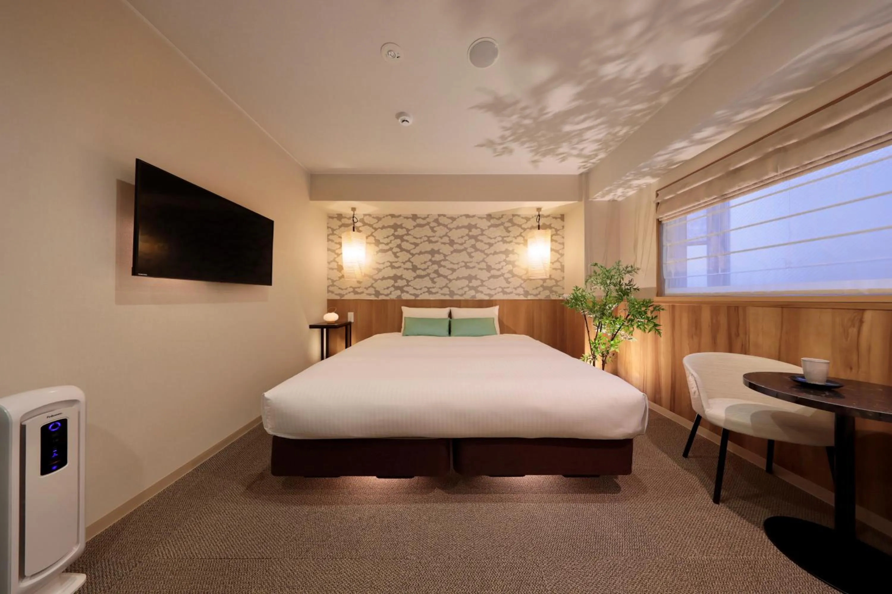 Bed in Gion Crystal Hotel