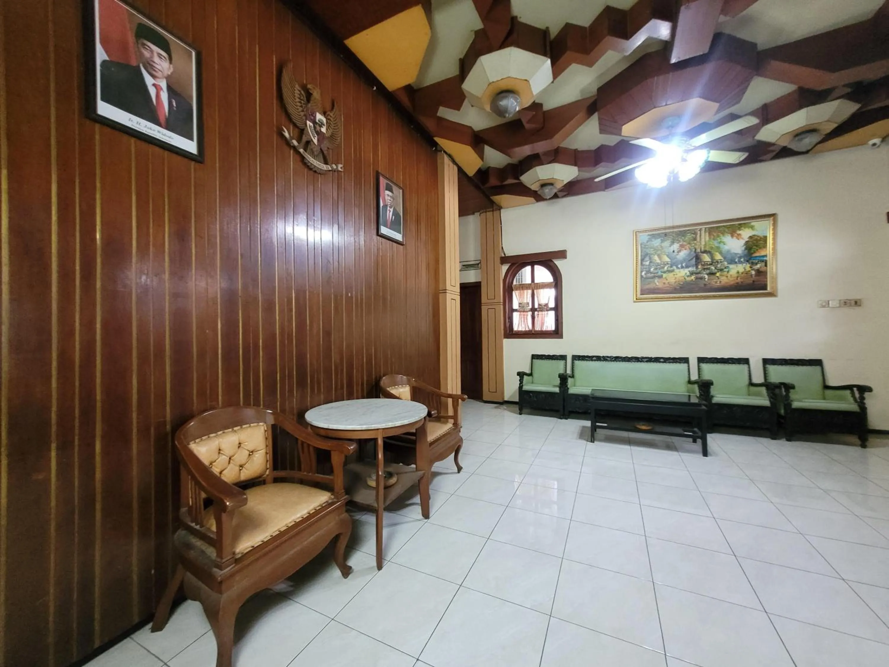 Seating area in Hotel Dirgahayu Ponorogo