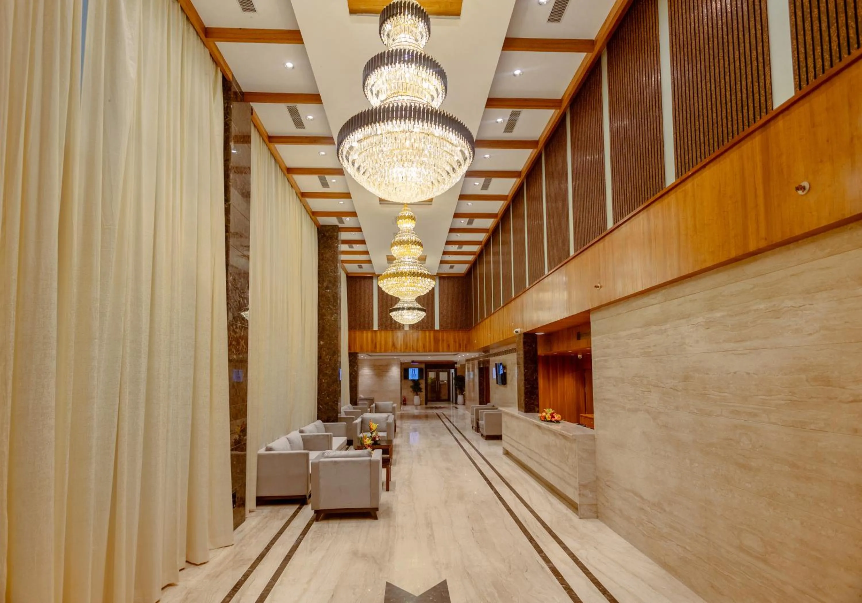 Lobby or reception in Icon Grand Hotel By Bhagini
