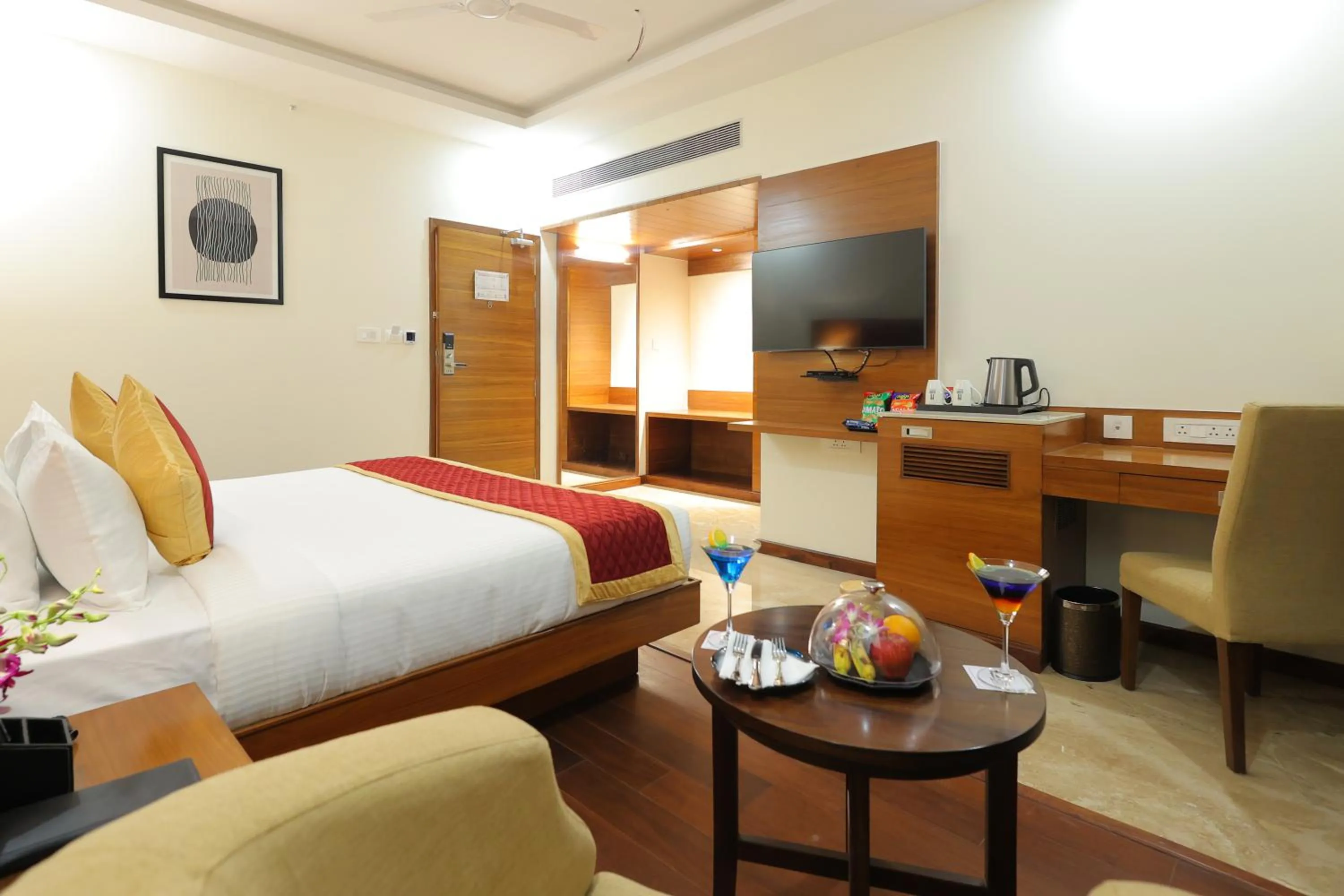 Bedroom, Bed in Icon Grand Hotel By Bhagini