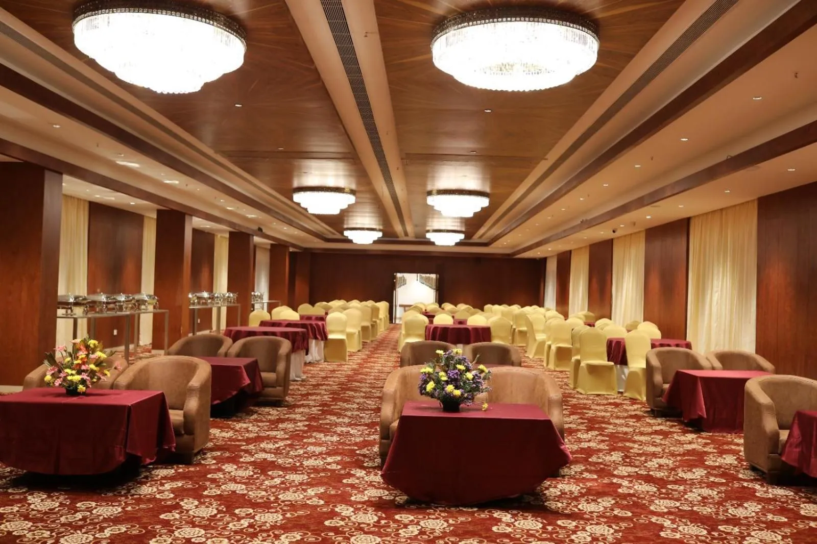 Meeting/conference room in Icon Grand Hotel By Bhagini