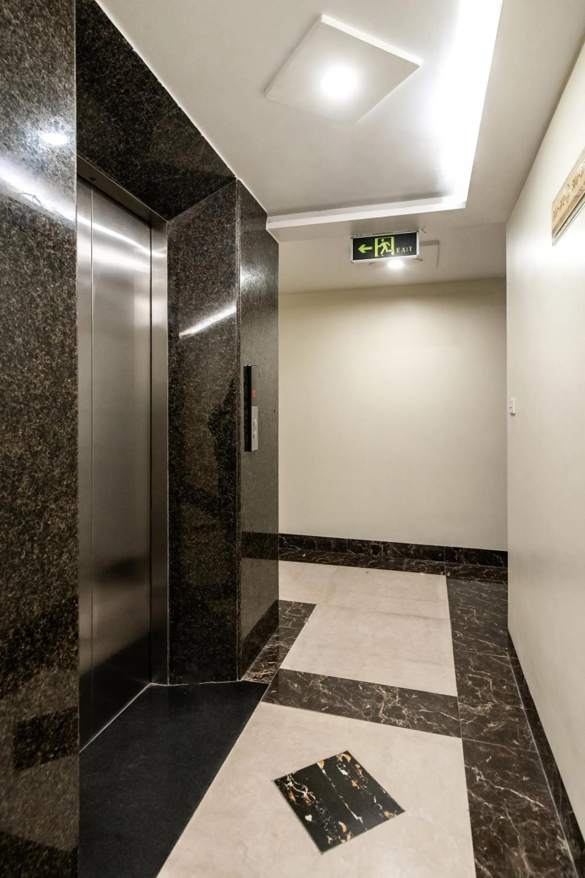 elevator in Sapa Paradise Hotel