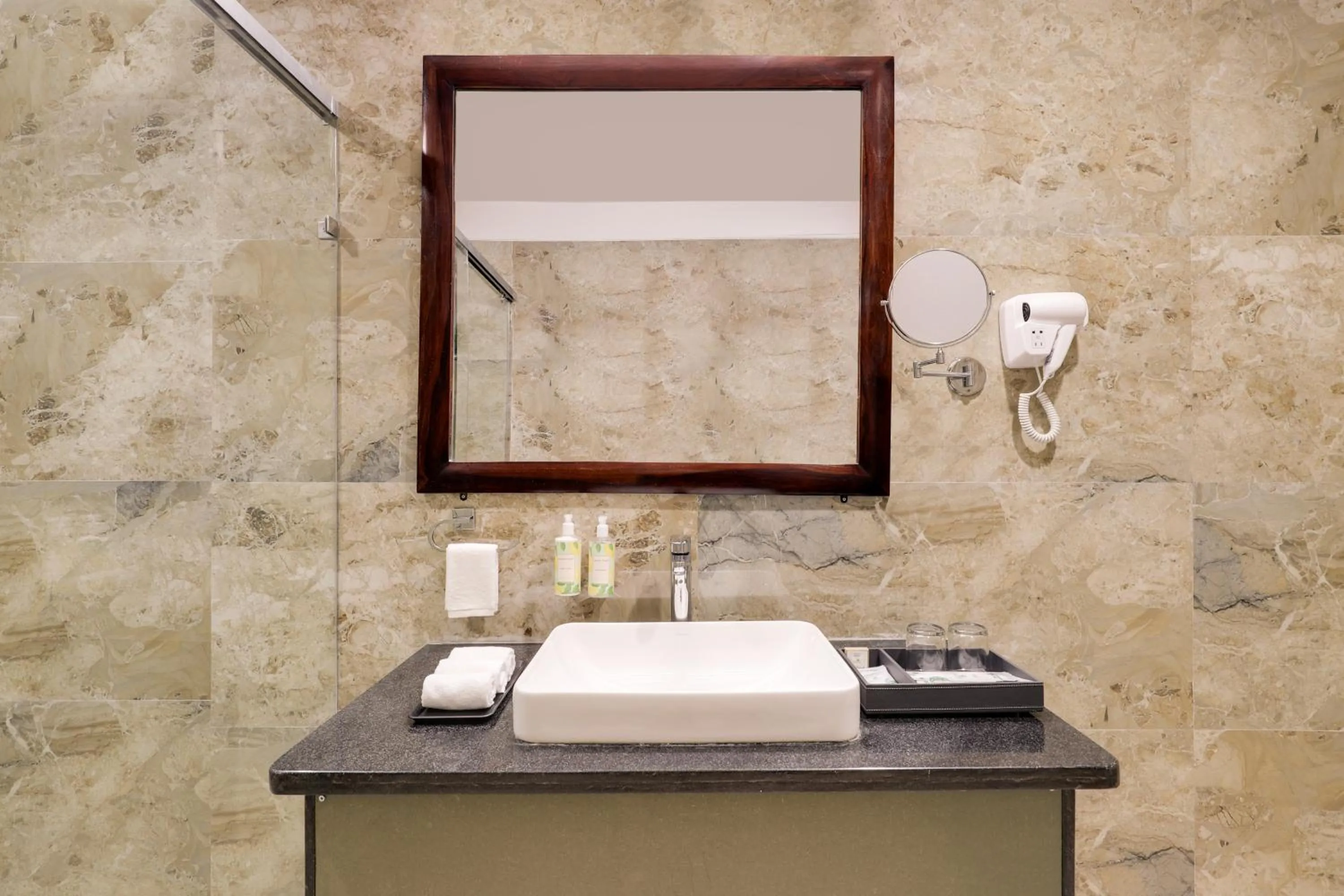 Bathroom in Lemon Tree Resort, Kumbhalgarh