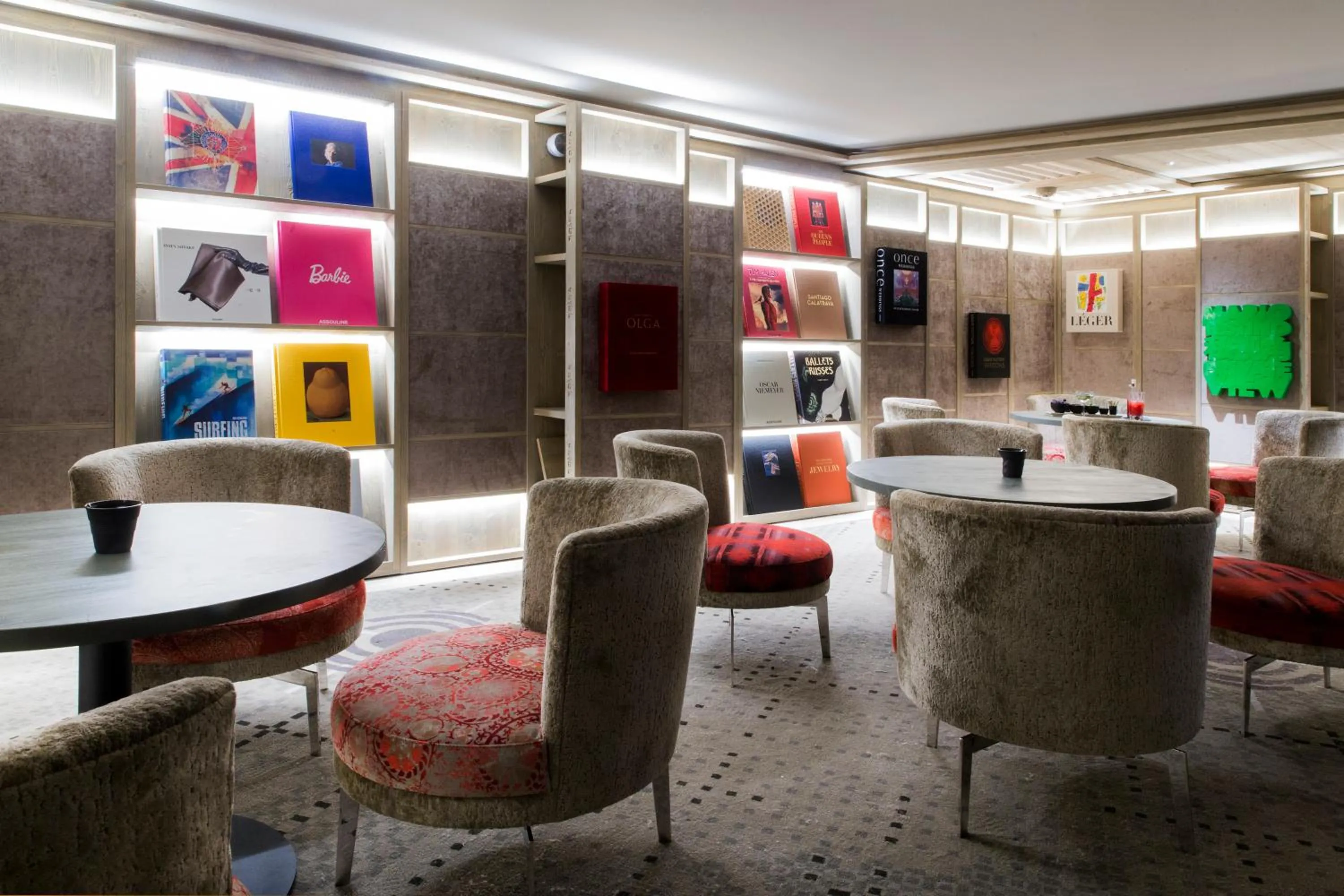 Lounge or bar in Hotel Le K2 Altitude