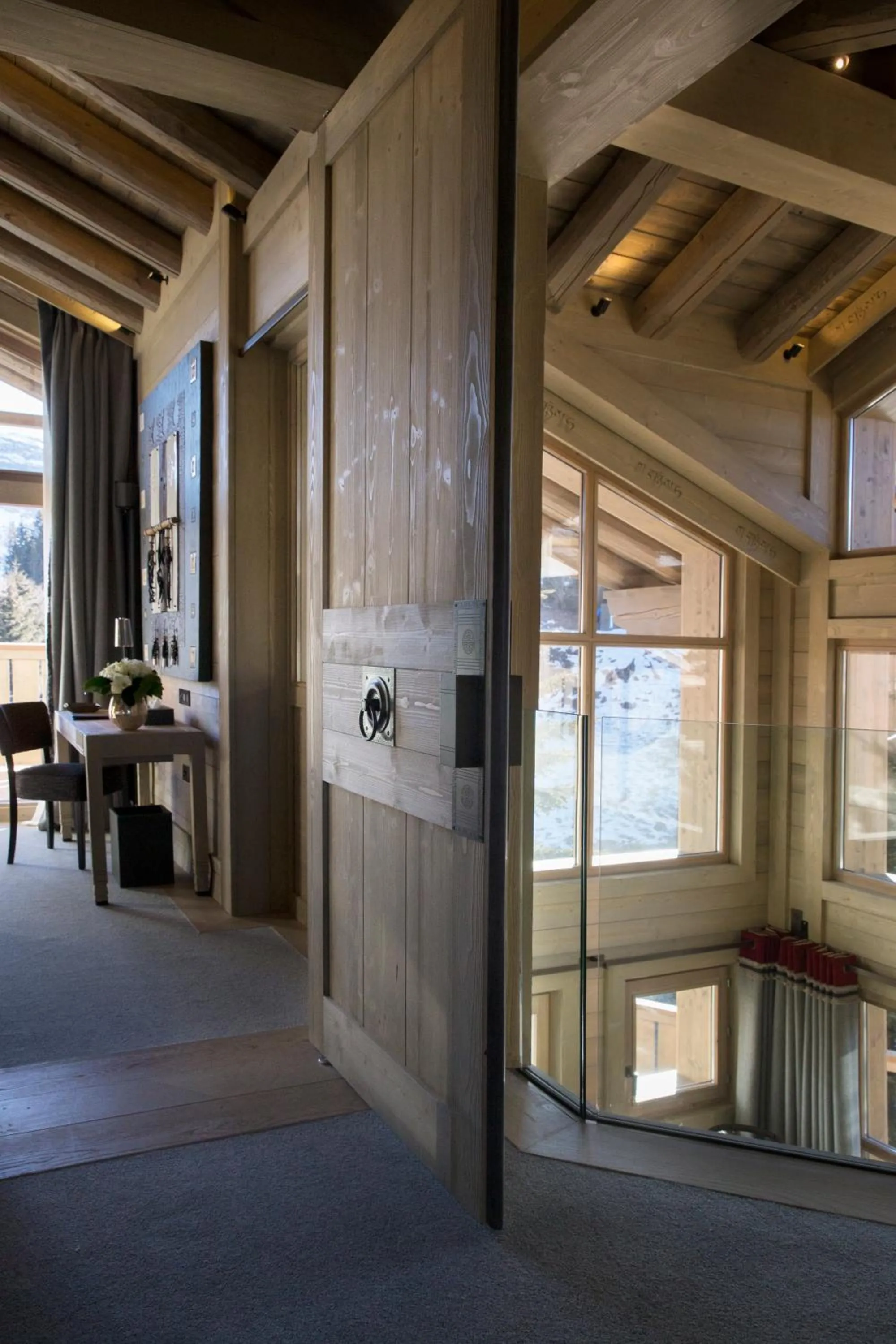 Decorative detail in Hotel Le K2 Altitude