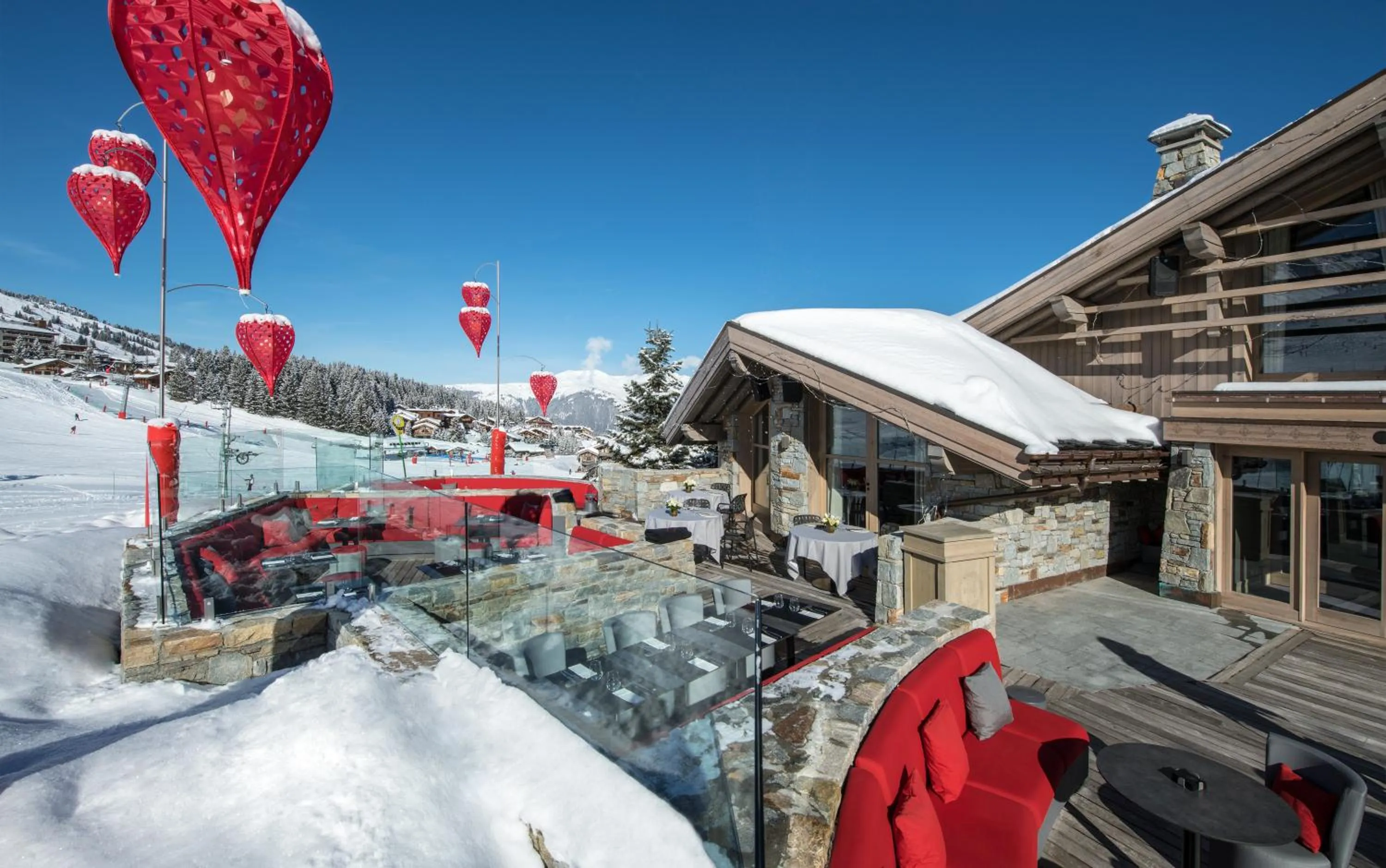 Restaurant/places to eat in Hotel Le K2 Altitude