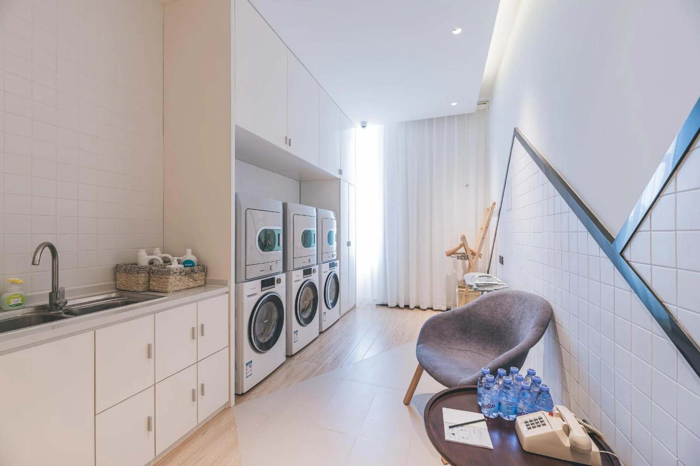 Atour Hotel Nanjing South Station