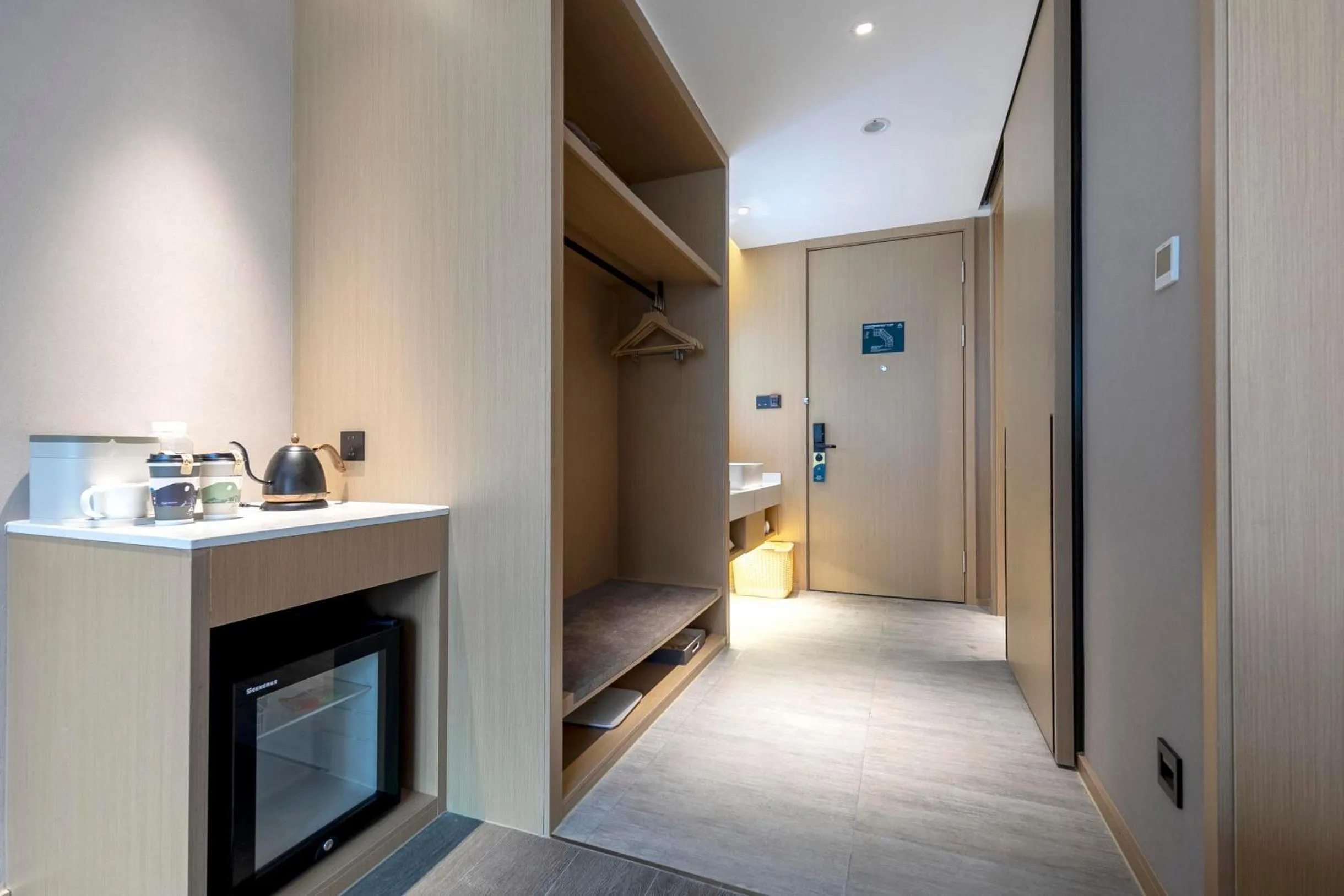 Atour Hotel Ningbo Zhenhai New City