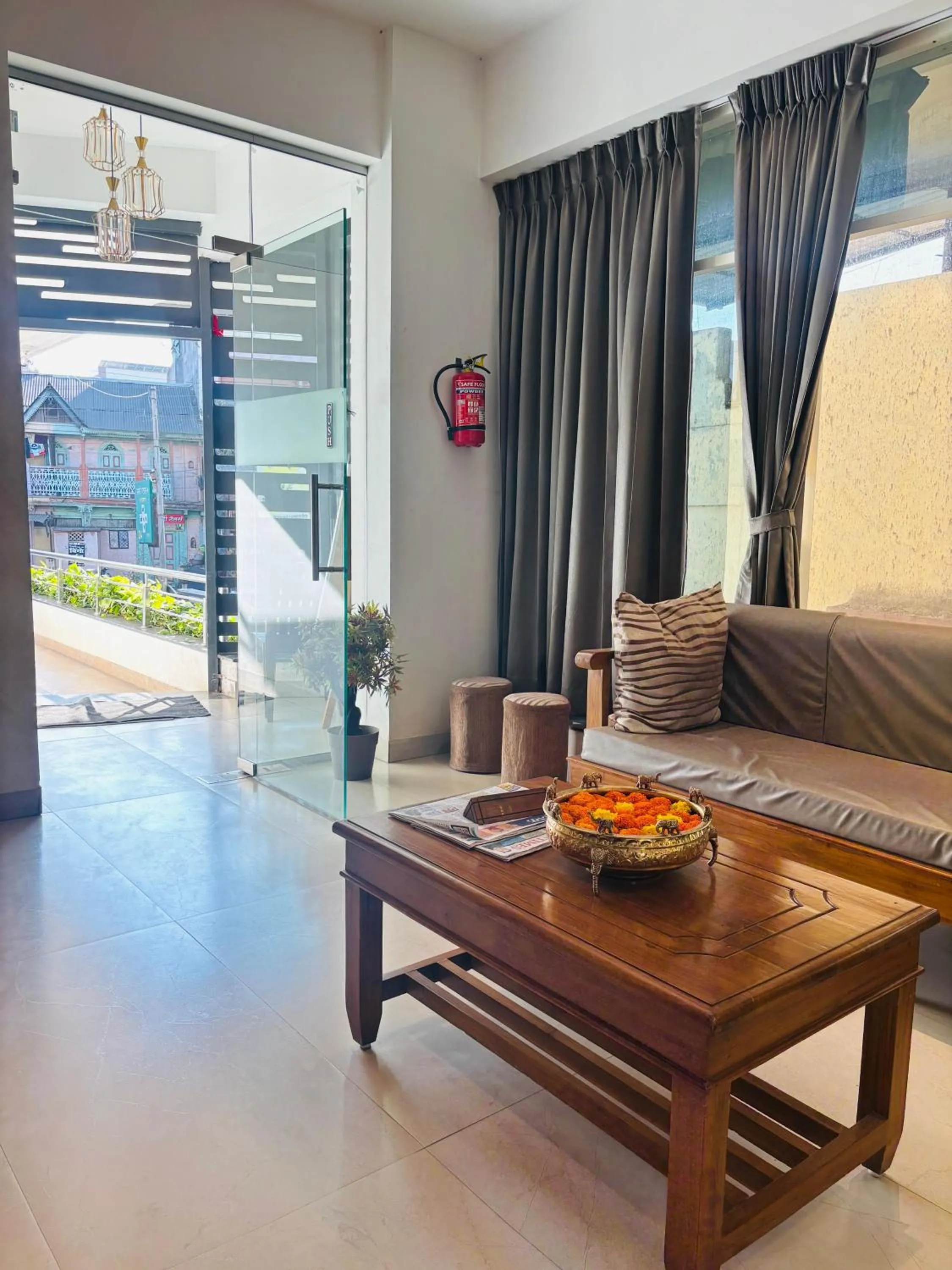 Seating area in Sunny Executive