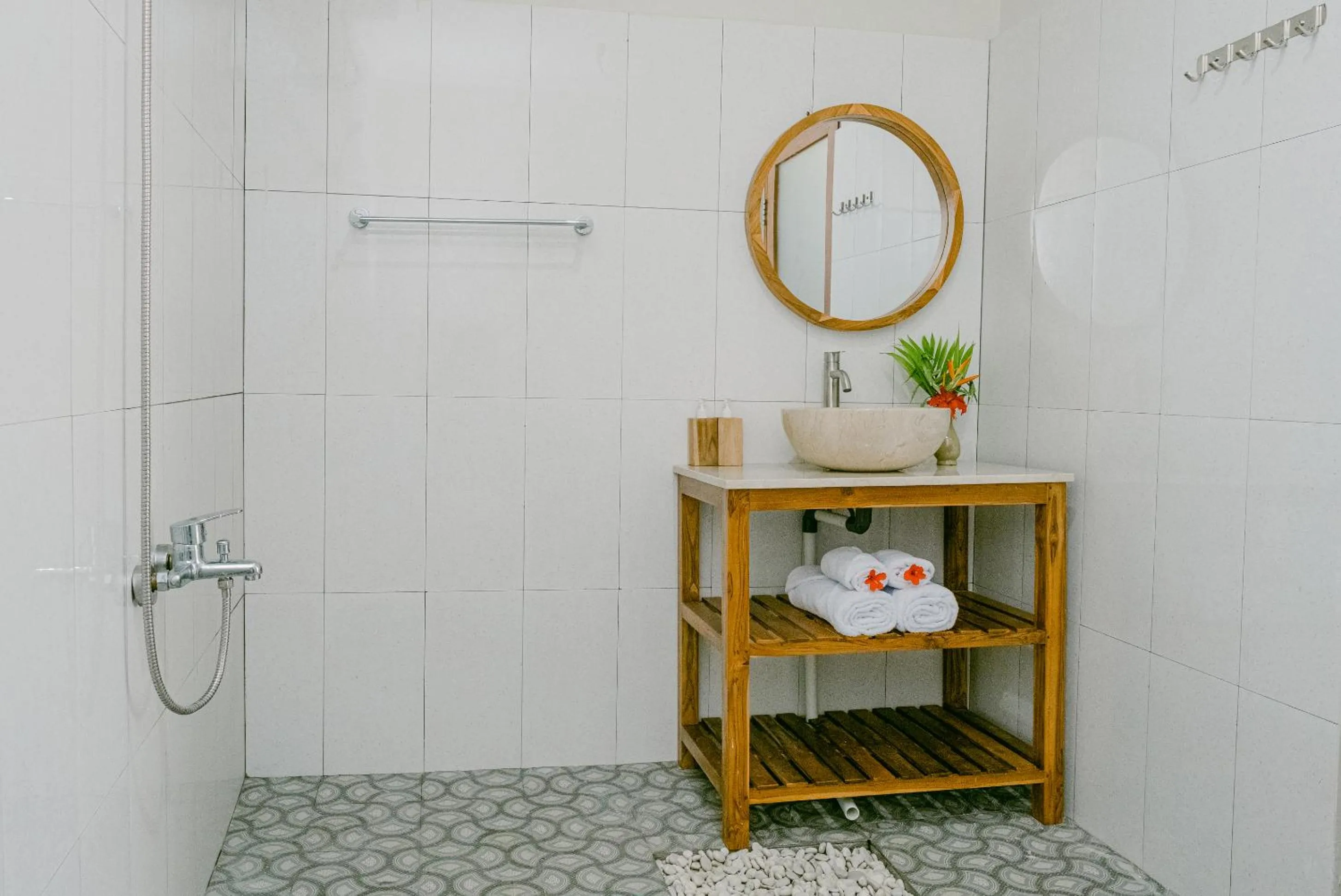 Shower in Sriwedari House Keramas