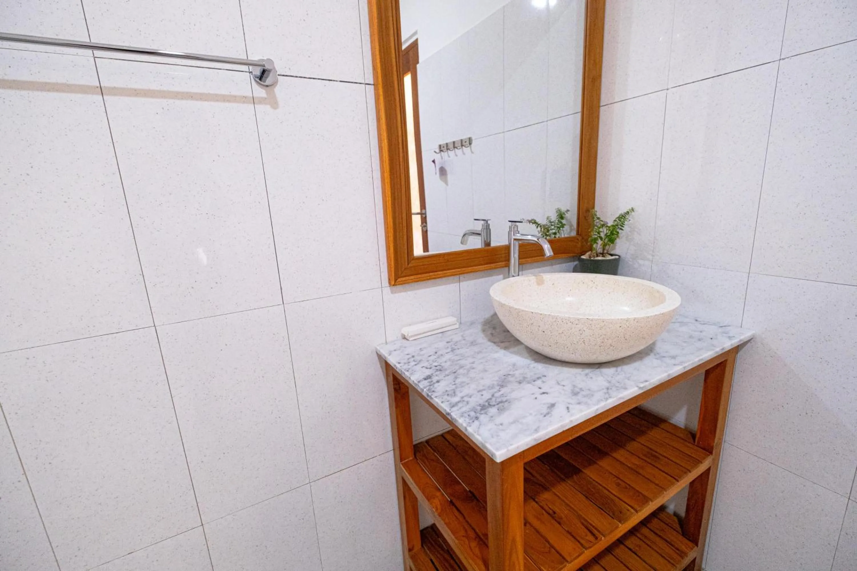 Bathroom in Sriwedari House Keramas