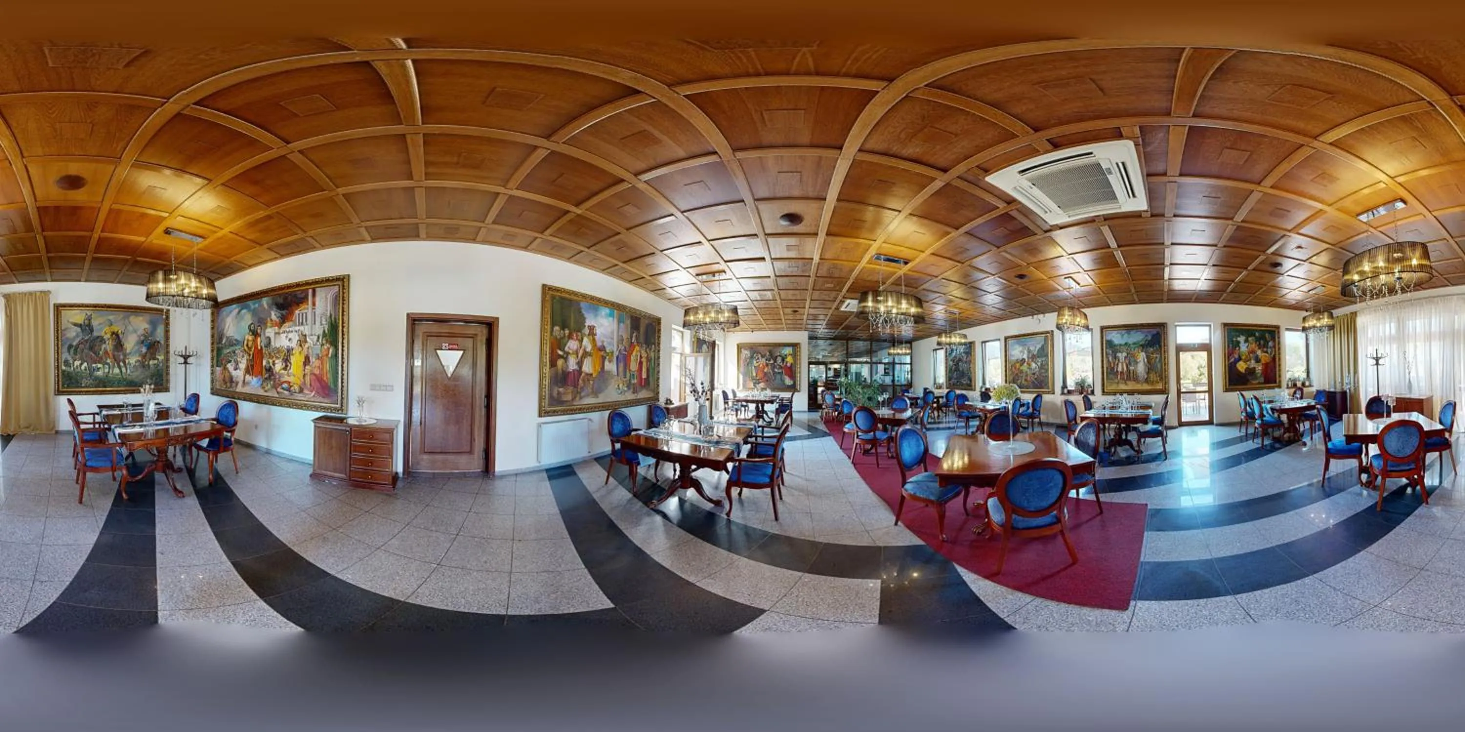 Restaurant/places to eat in Hotel Hradna brana