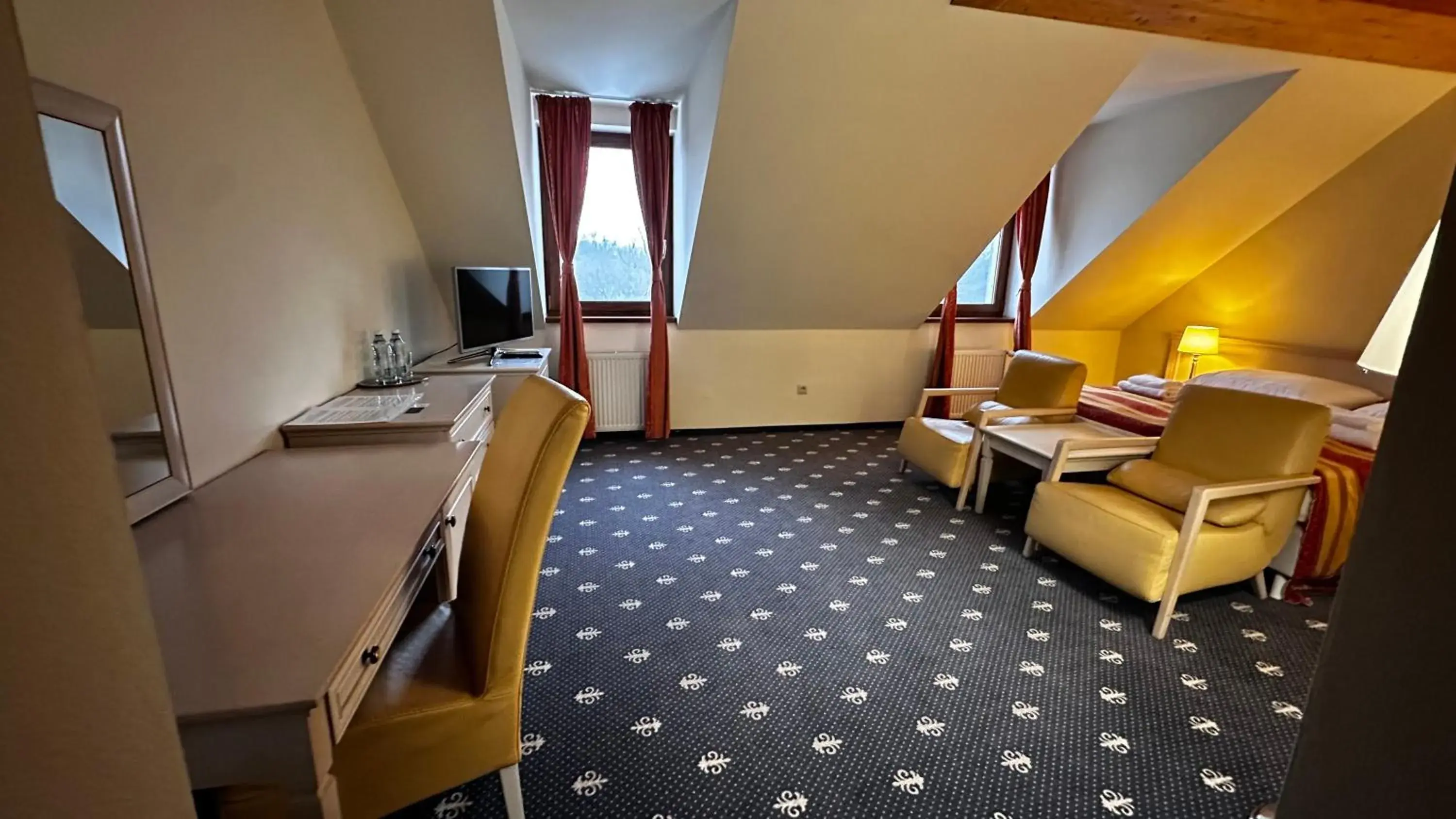 Standard King Room in Hotel Hradna brana Standard King Room in Hotel Hradna brana