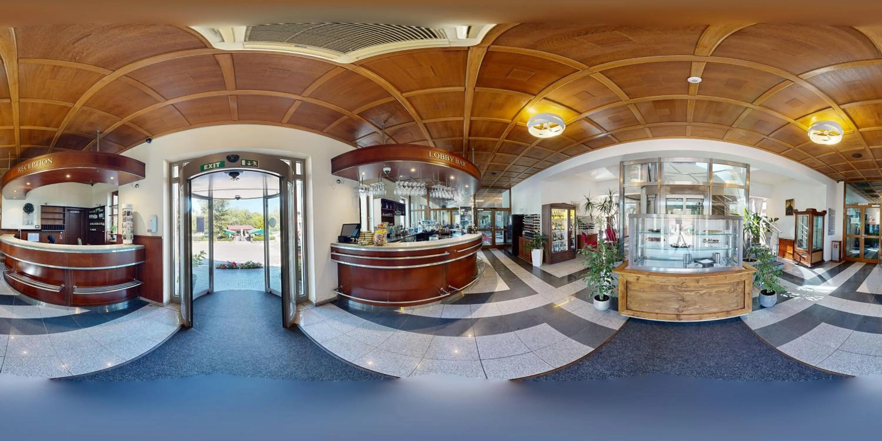 Lobby or reception in Hotel Hradna brana