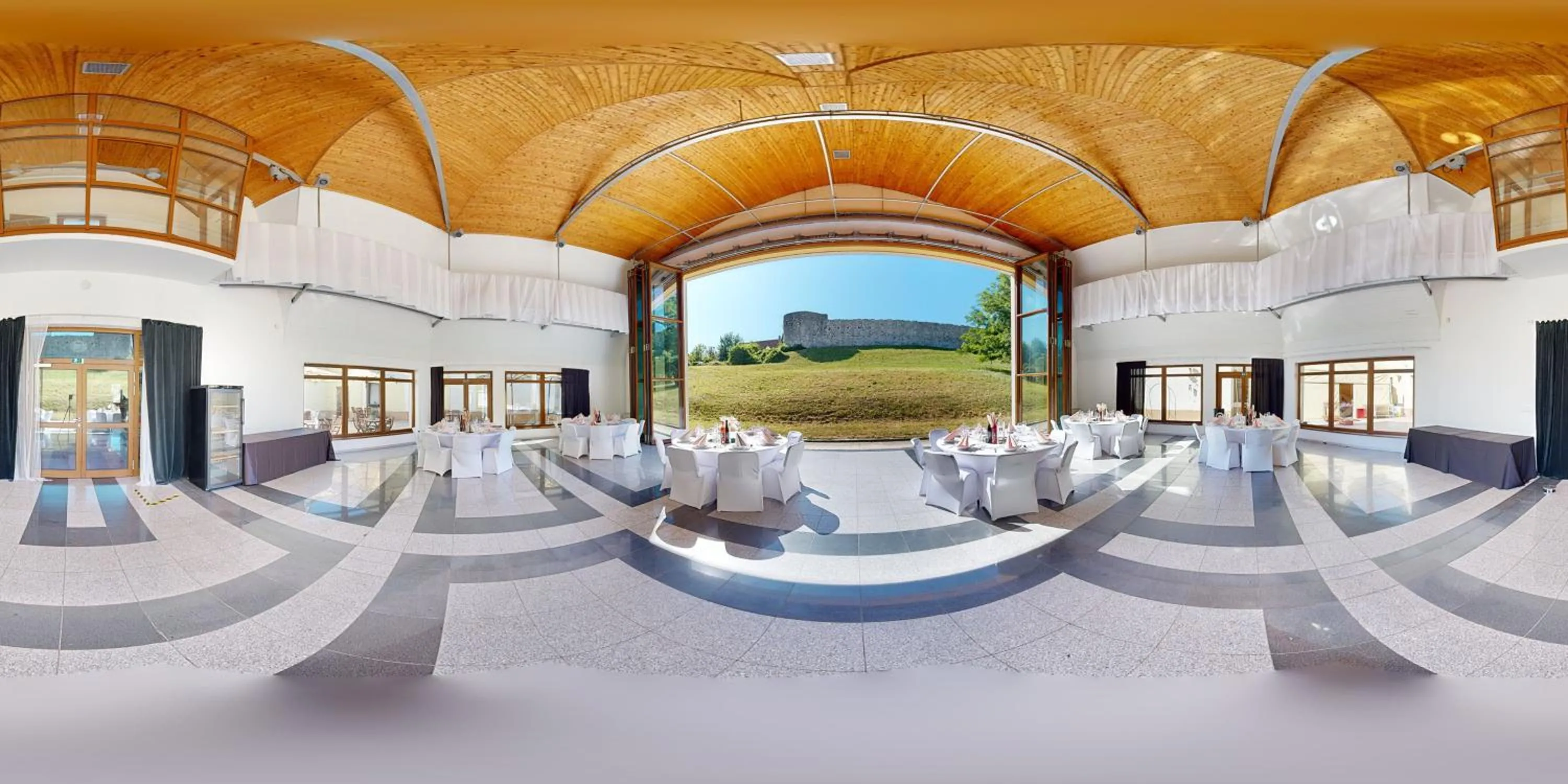 Meeting/conference room in Hotel Hradna brana