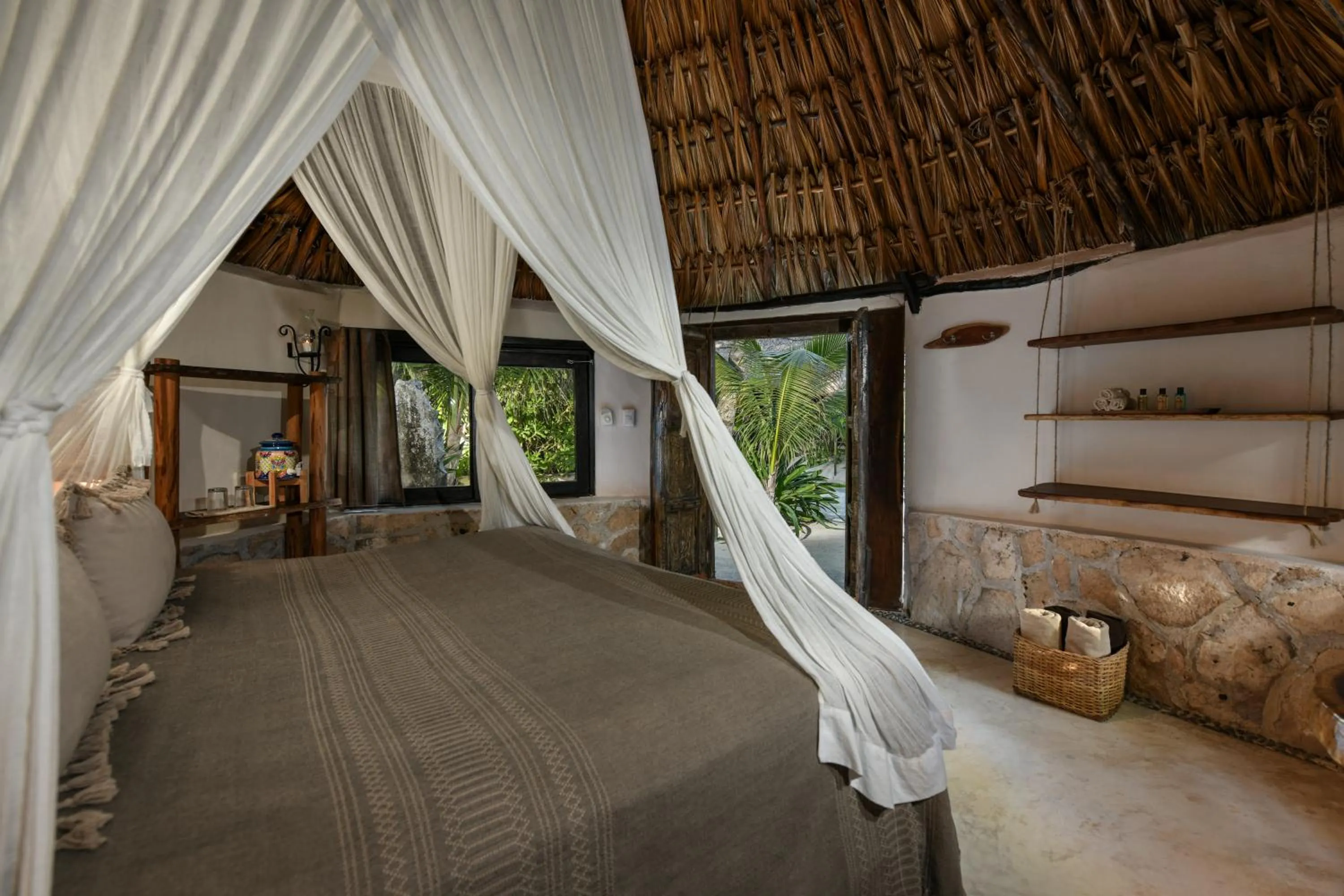 Photo of the whole room, Bed in Diamante K - Inside Tulum National Park
