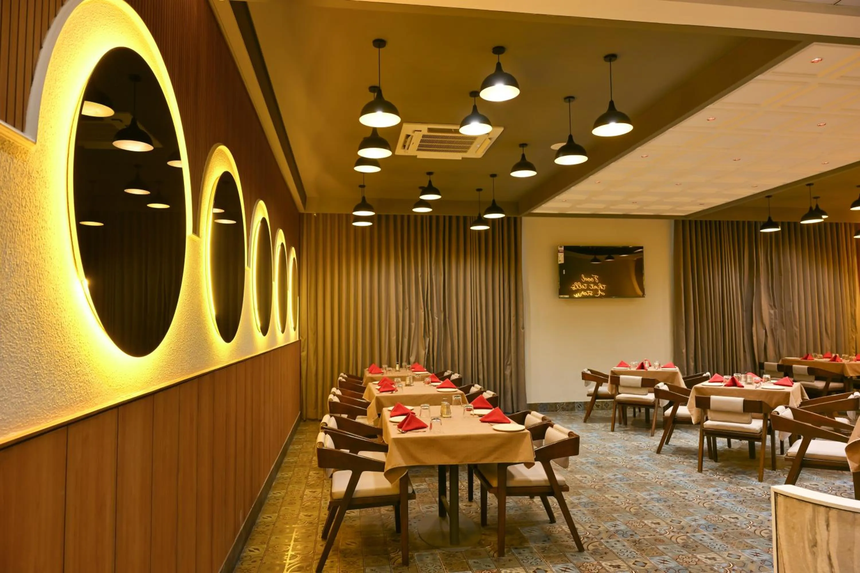 Restaurant/places to eat in Hotel Mivaante