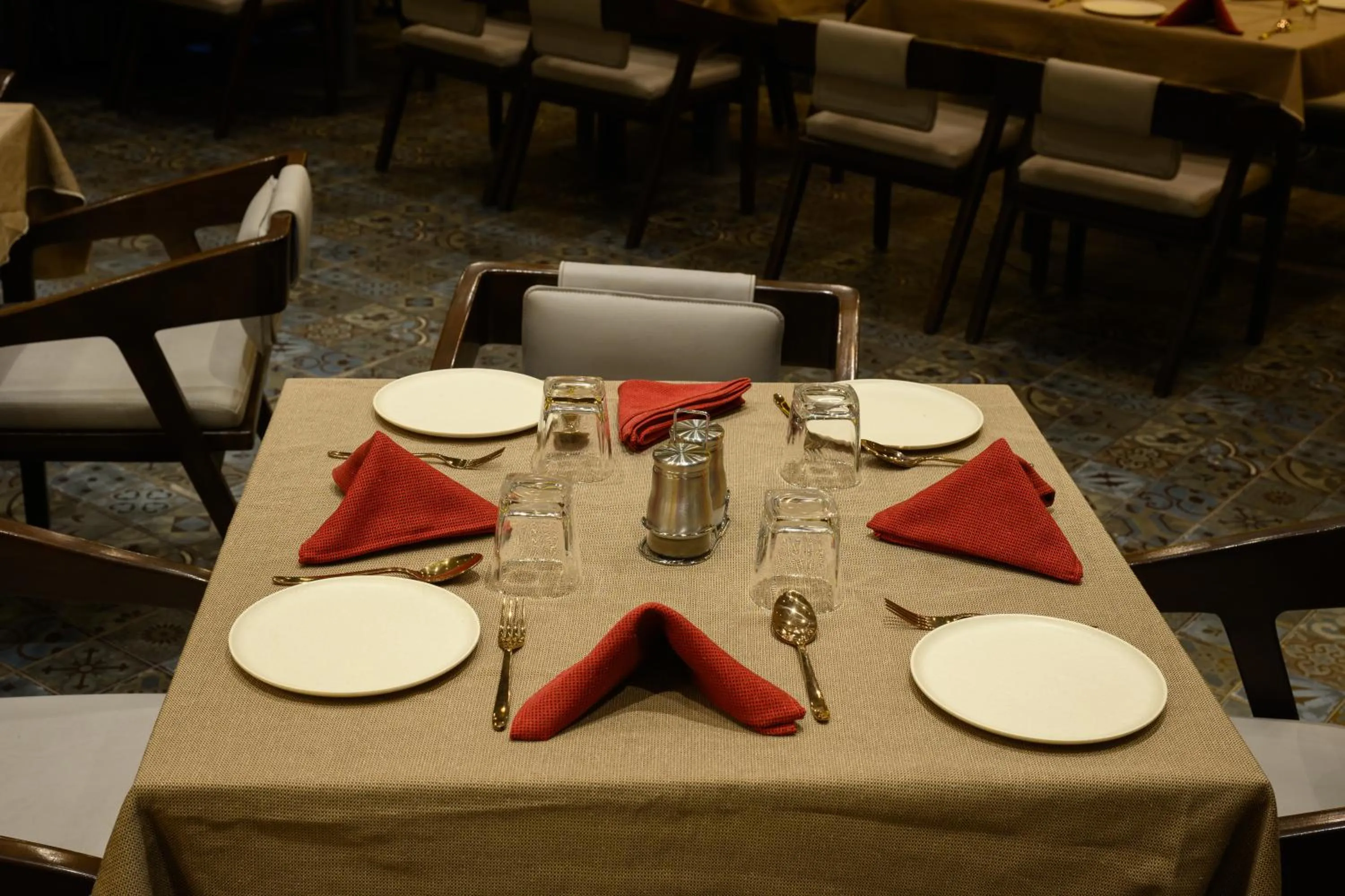Restaurant/places to eat in Hotel Mivaante