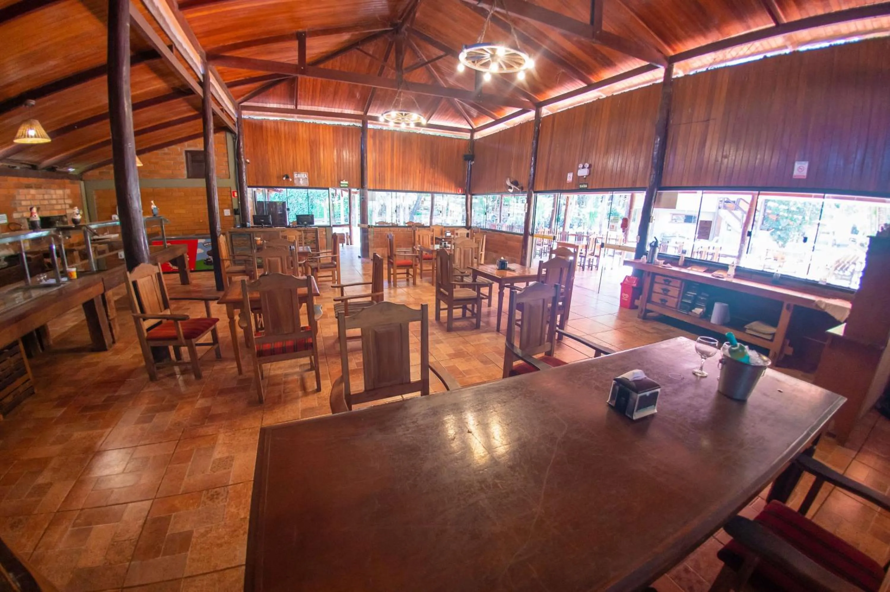 Restaurant/places to eat in IPÊ Florido Parque Hotel