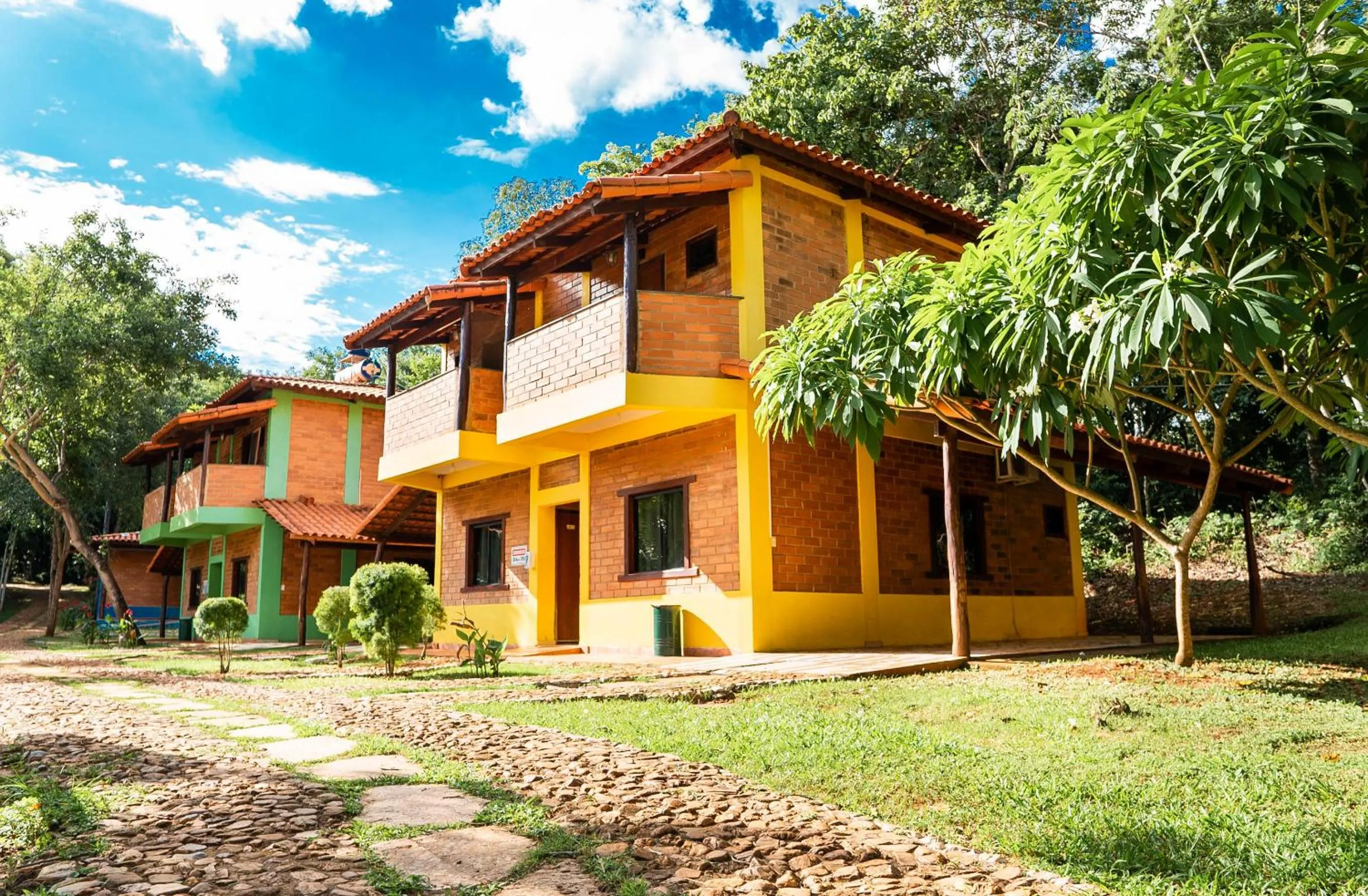 Property building in IPÊ Florido Parque Hotel
