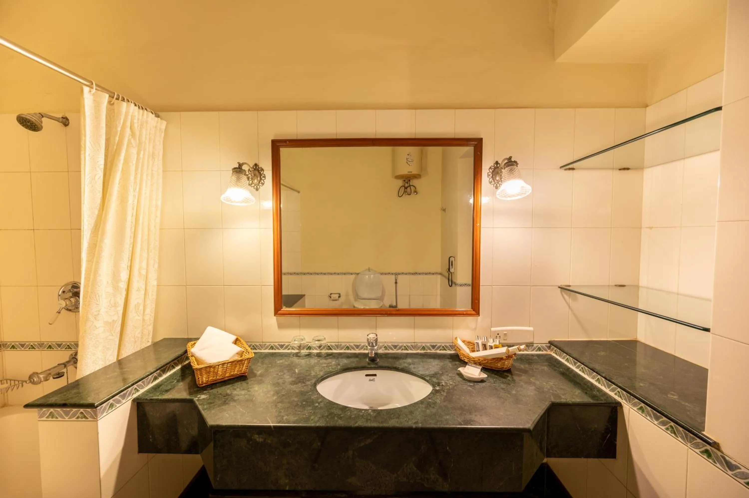 Bathroom in Umed Bhawan Palace, Kotah