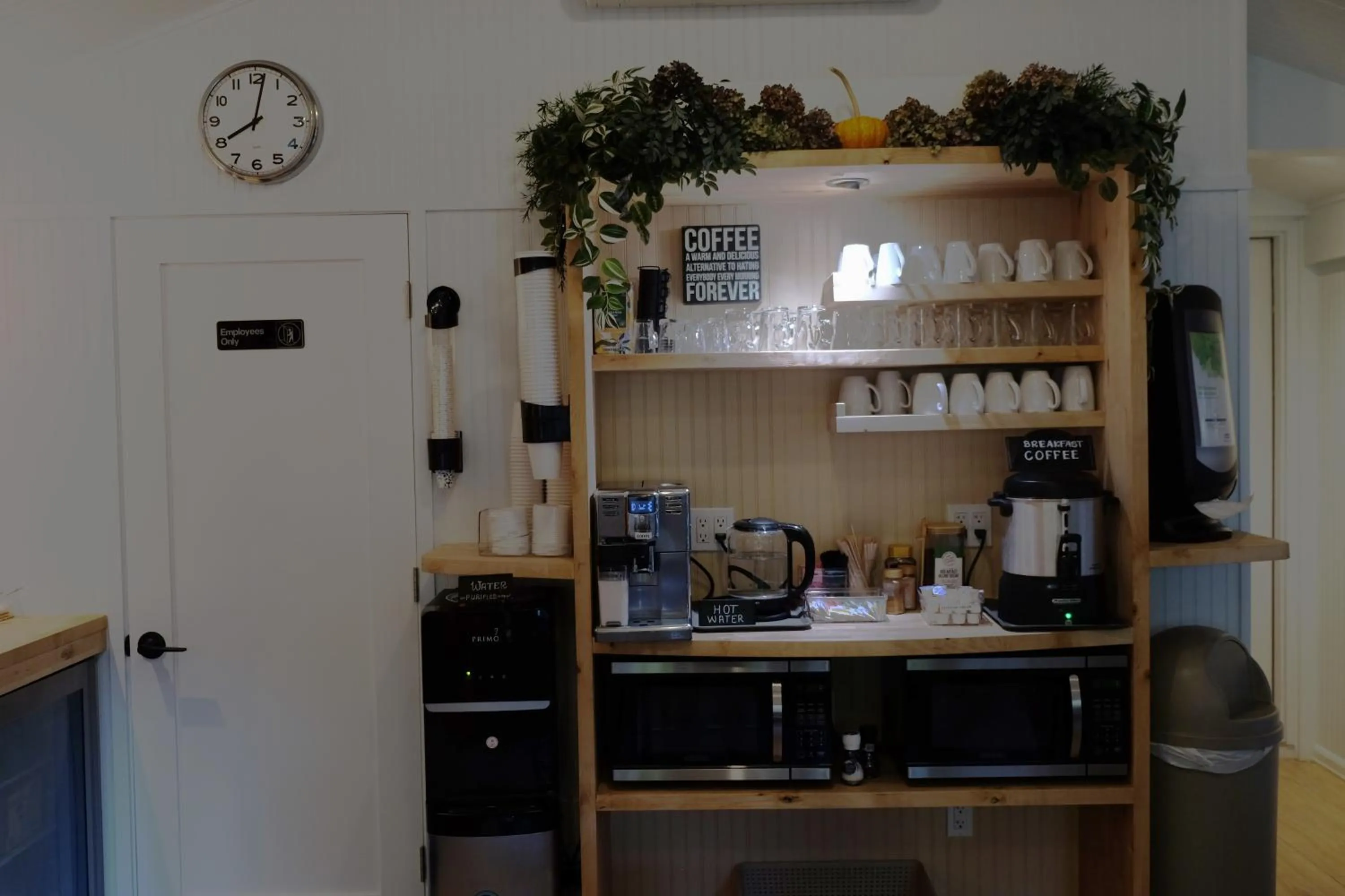 Coffee/tea facilities in Cape Cod Veranda