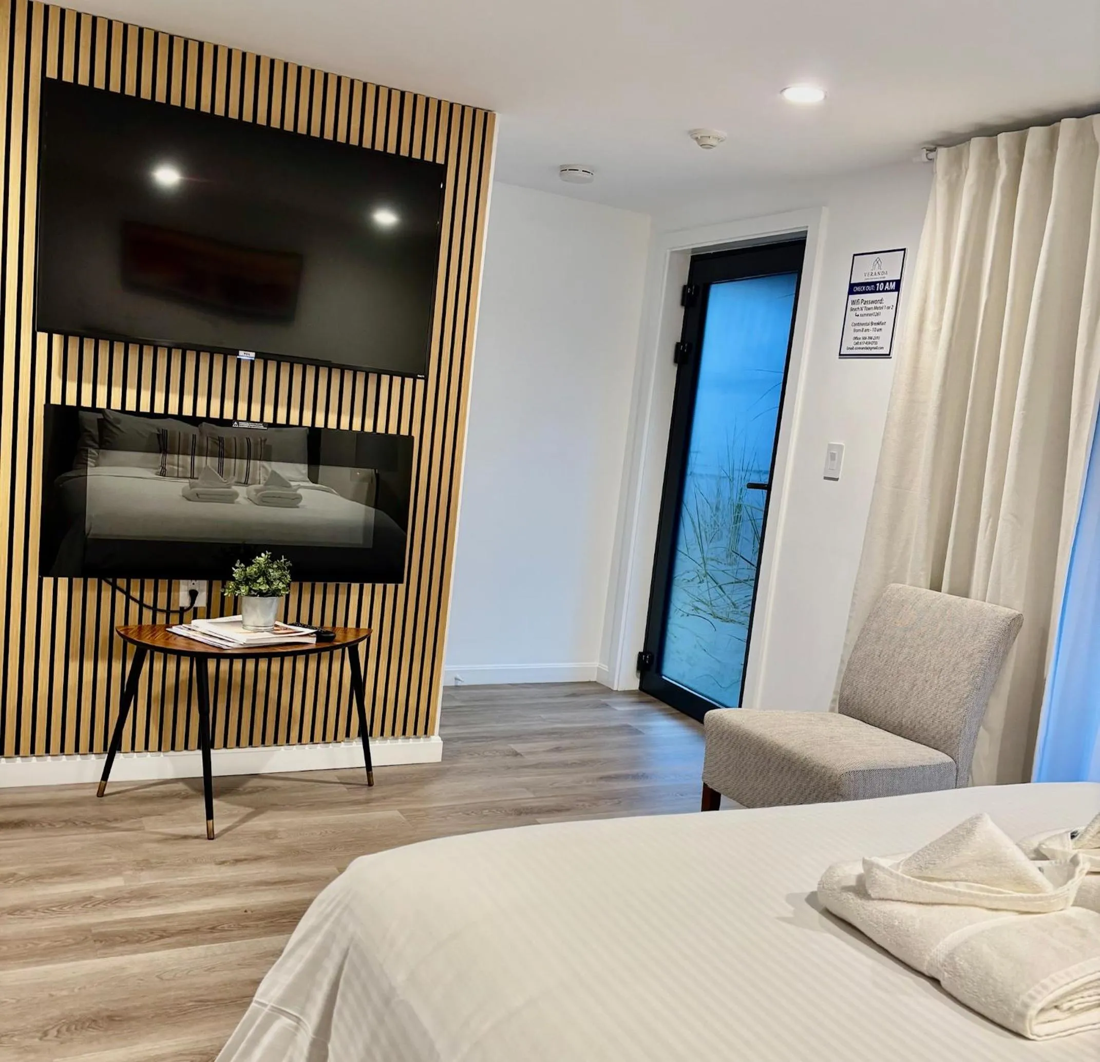 TV and multimedia, Bed in Cape Cod Veranda