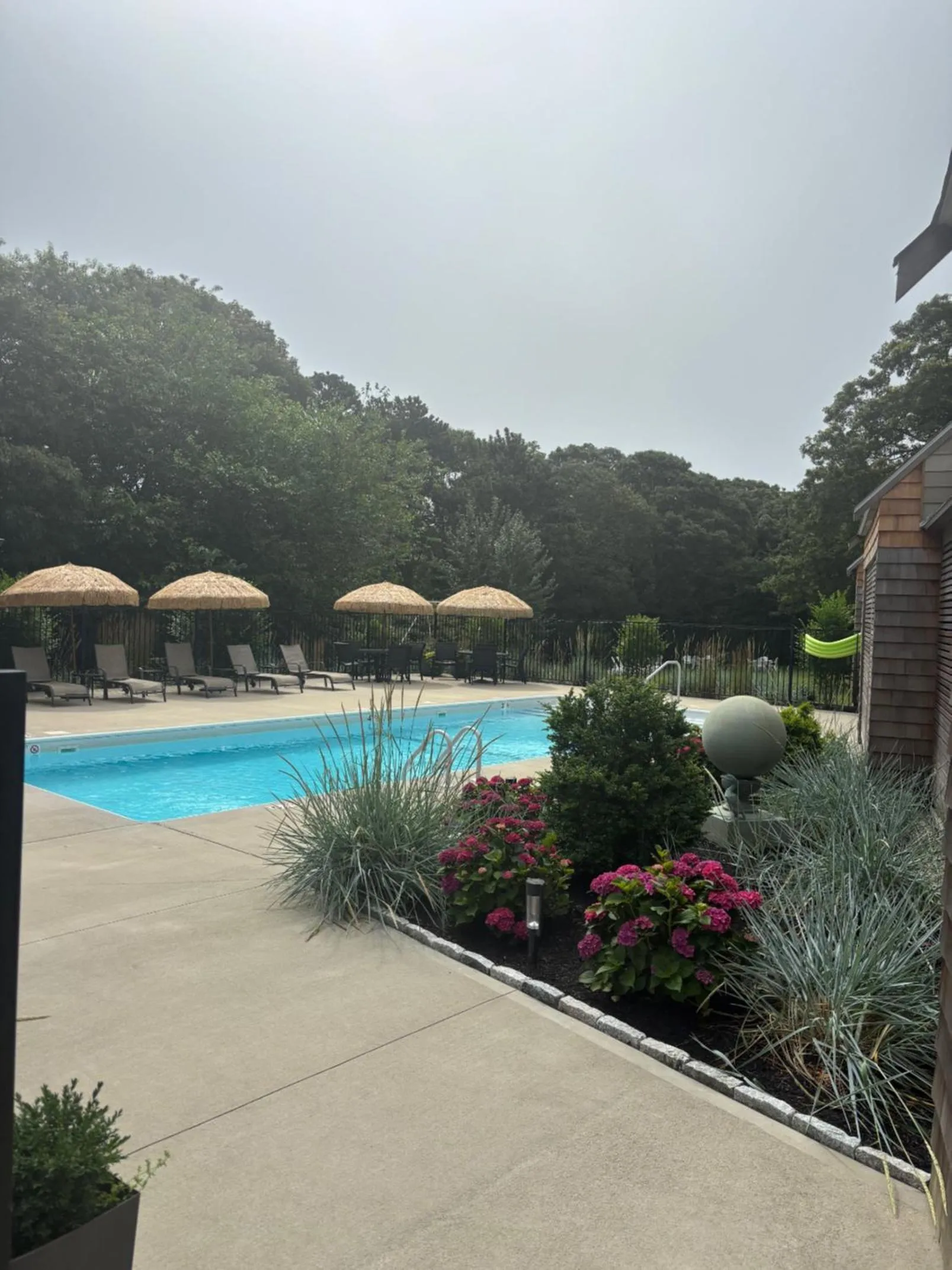 Swimming pool in Cape Cod Veranda
