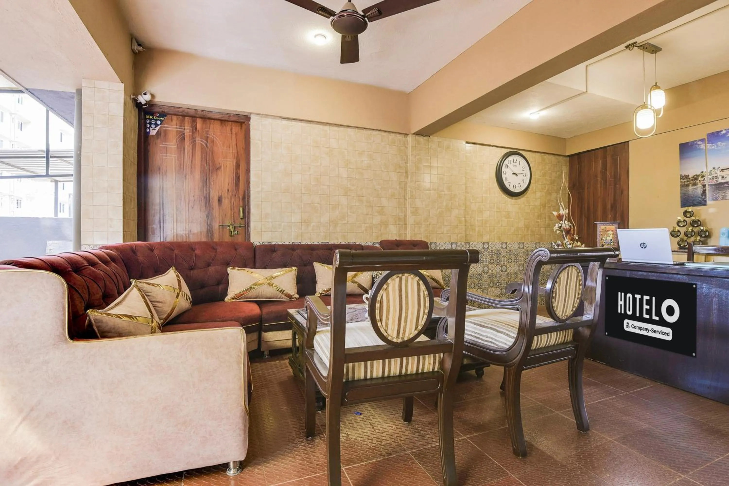 Lobby or reception in Super Hotel O Dabolim Near Goa International Airport