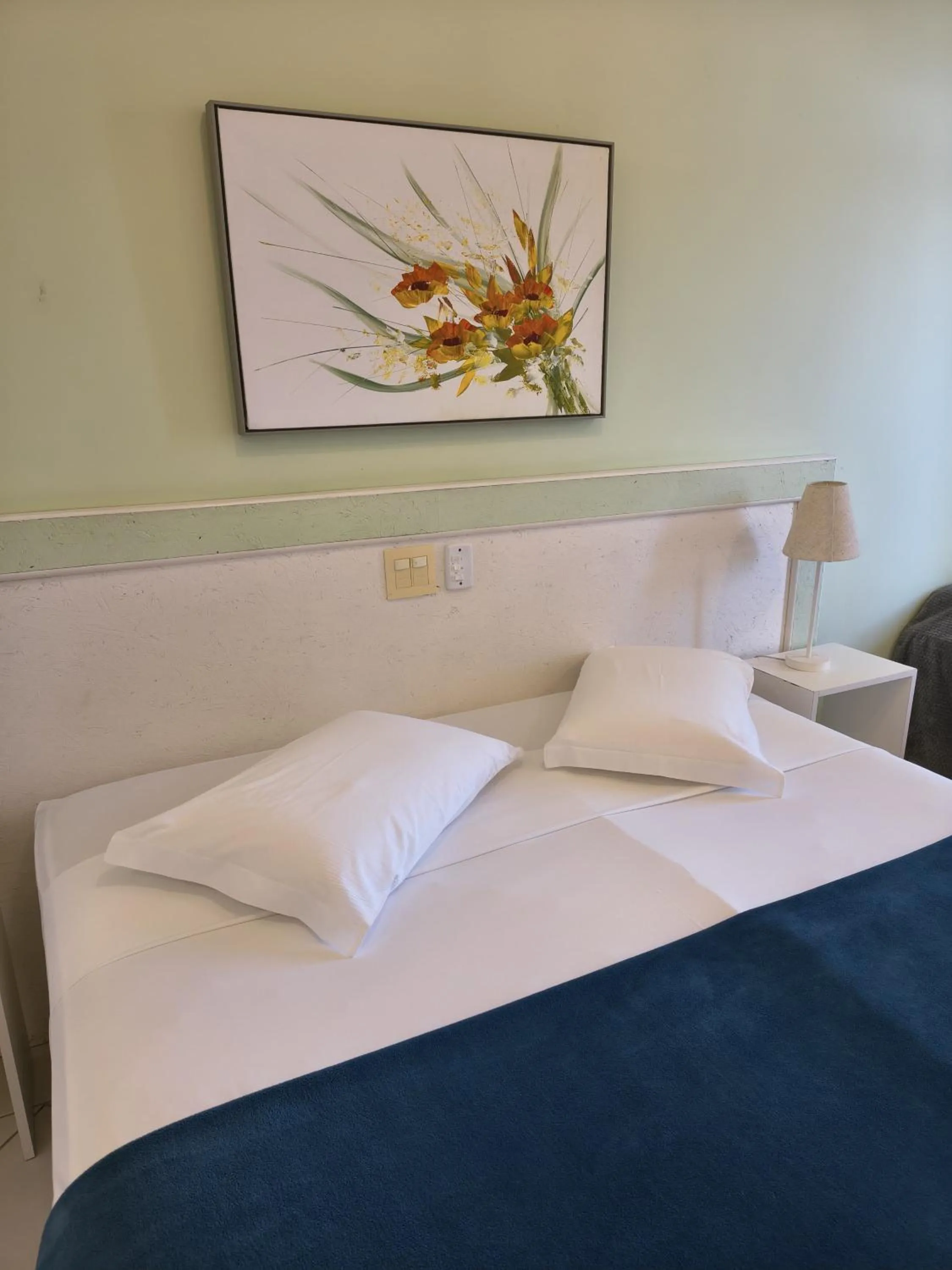 Bedroom in Hotel Porto de Paz - Shantiniketan