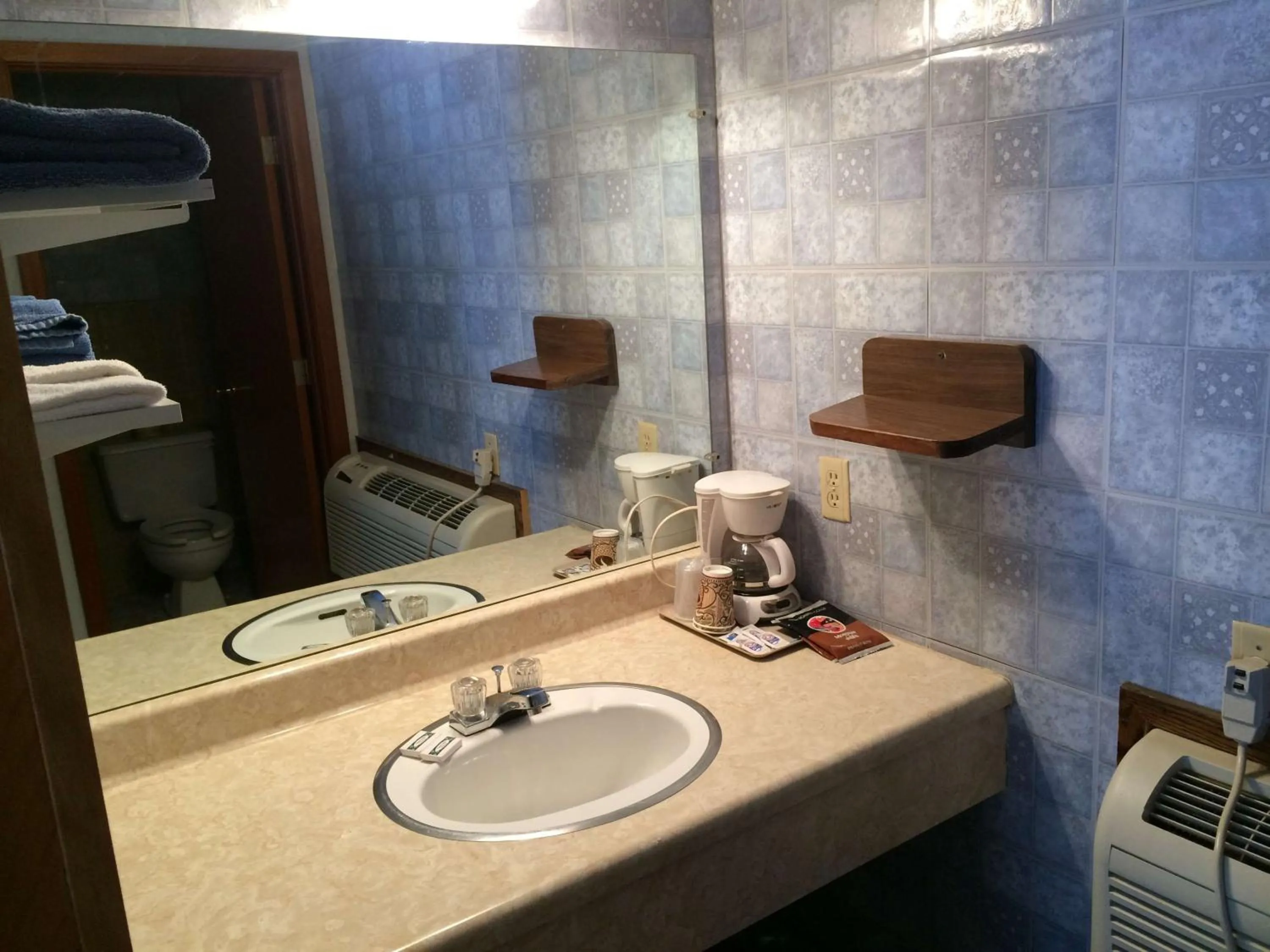 Bathroom in Custom Stay Thief River Falls