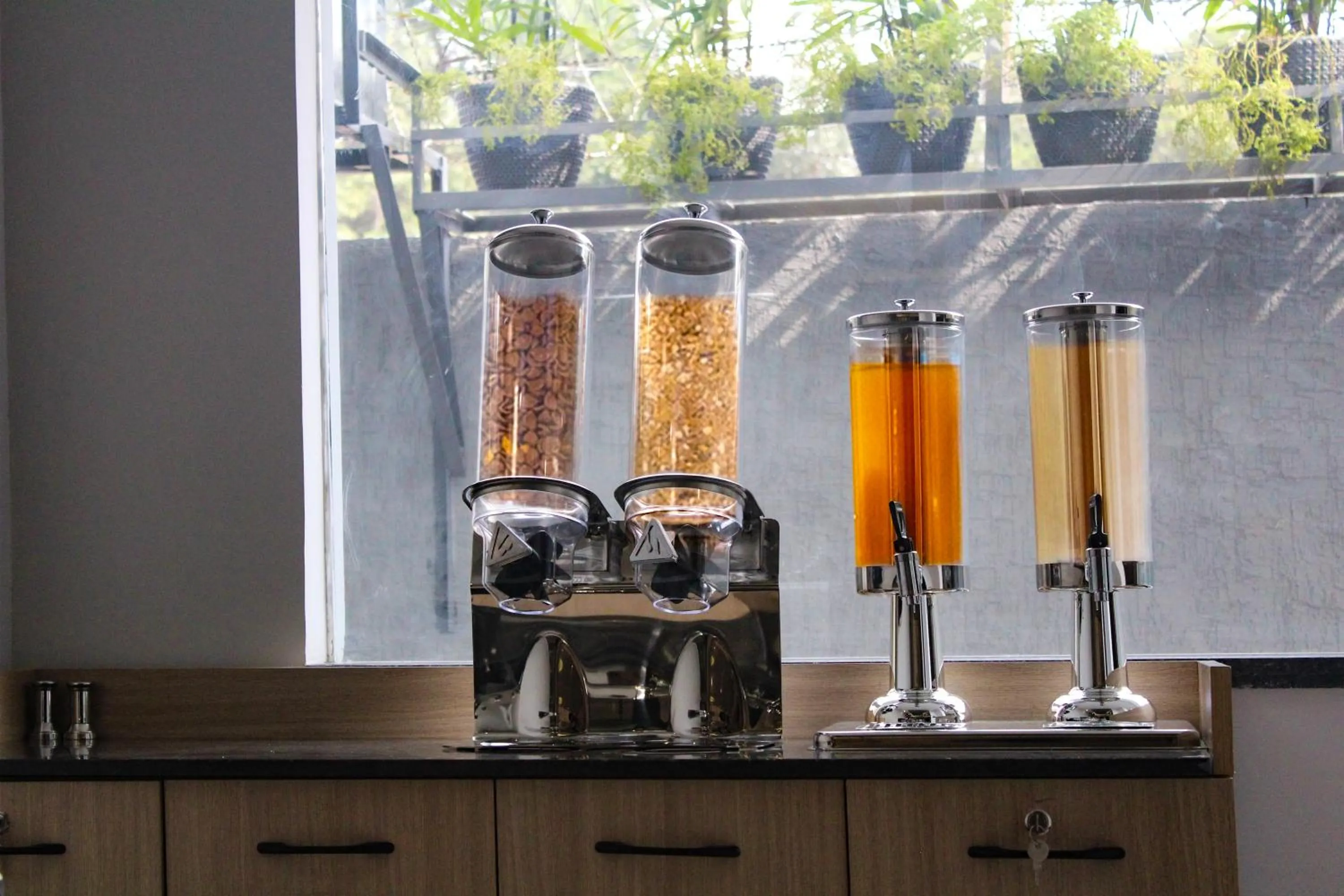 Restaurant/places to eat in Ahuja Residency Mayfield Garden