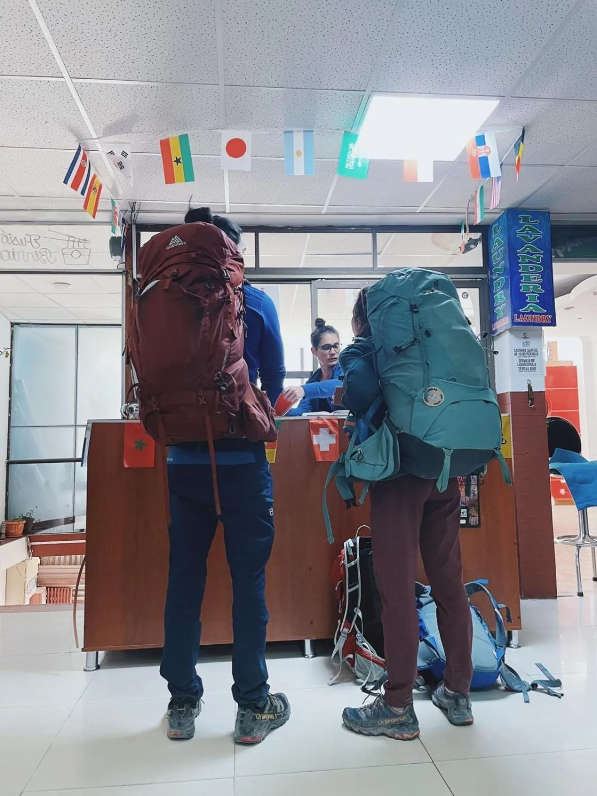 Lobby or reception in Lobo Hostel La Paz
