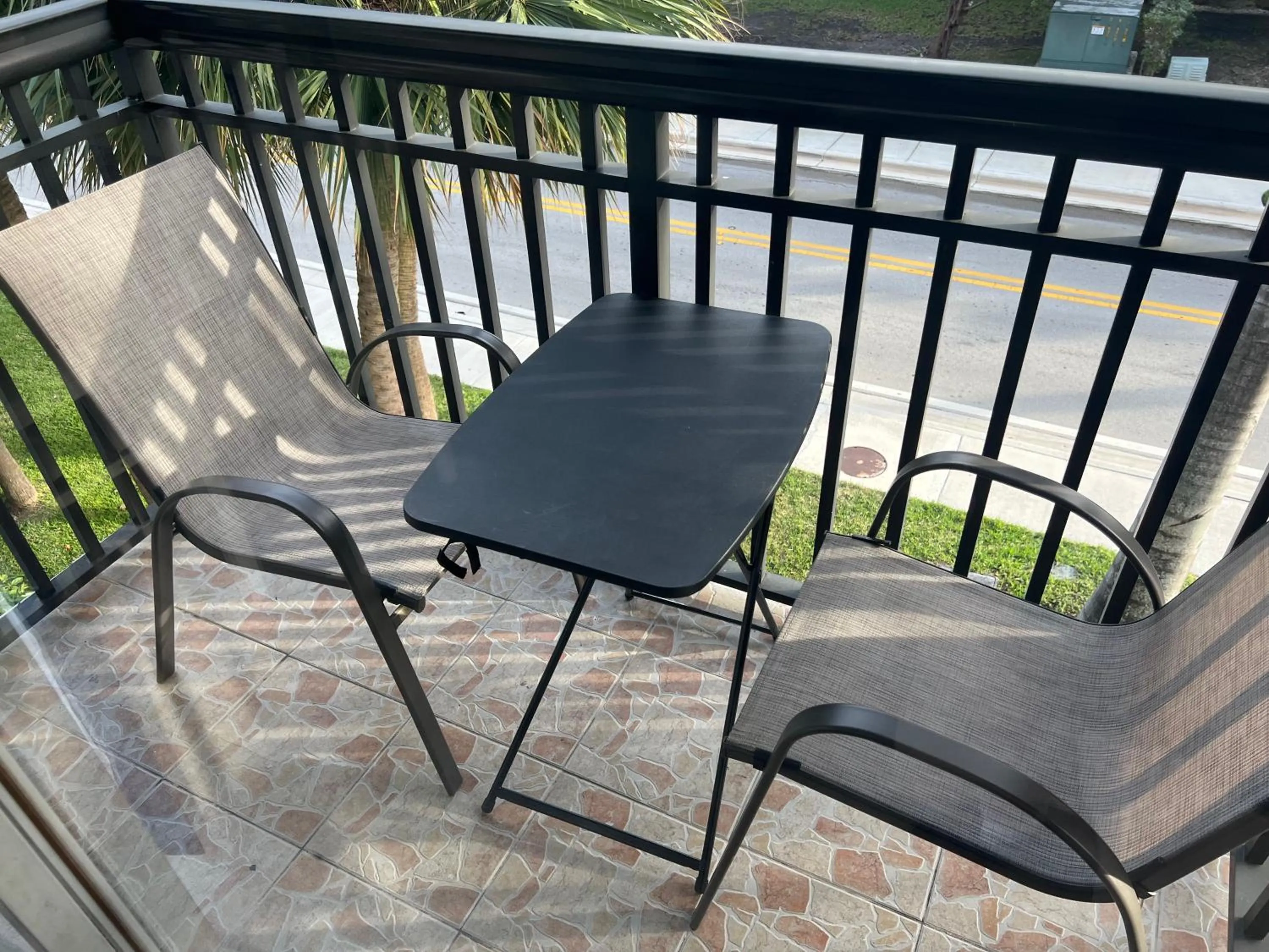 Sunny Isles Apartments by MiaRentals