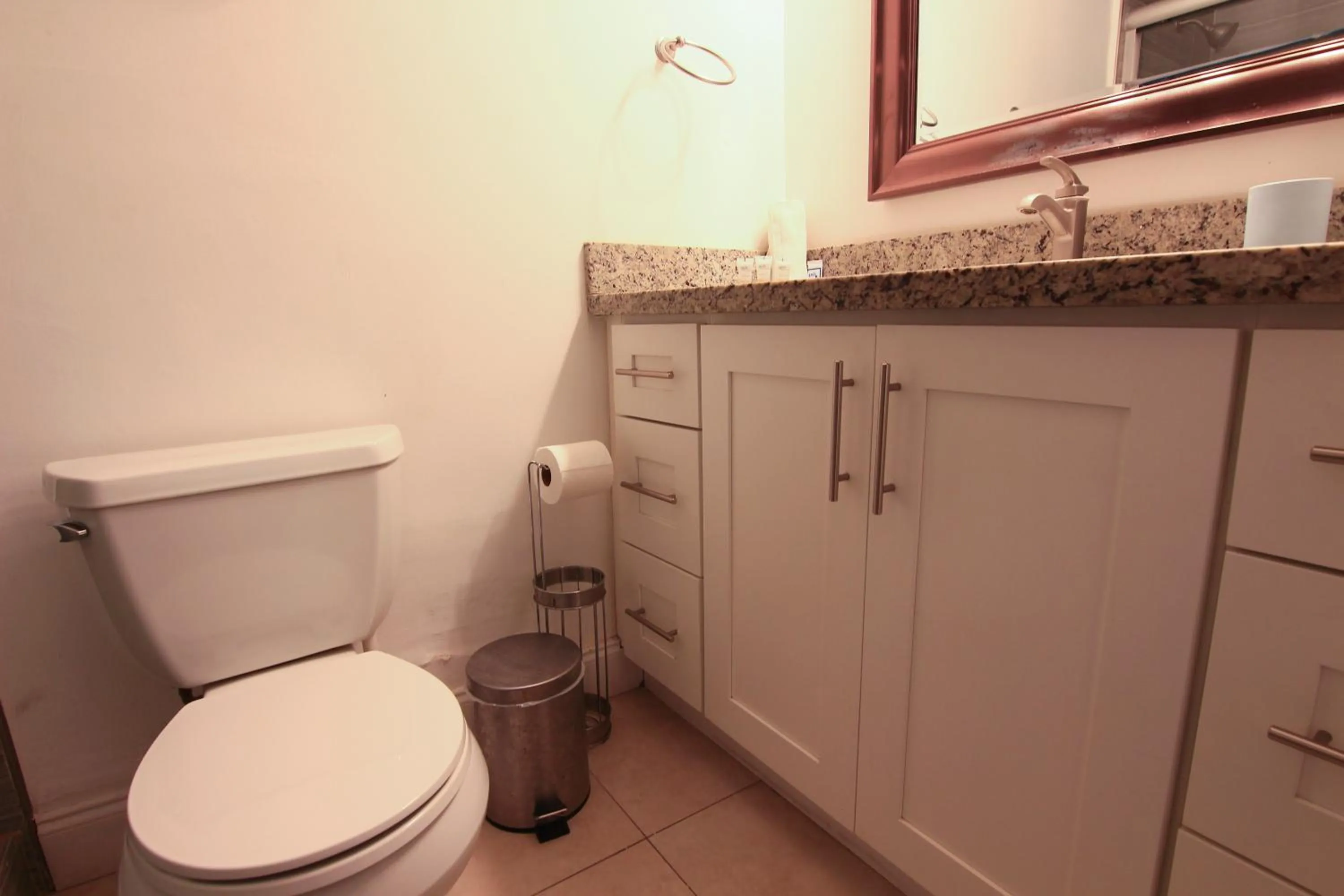 Sunny Isles Apartments by MiaRentals