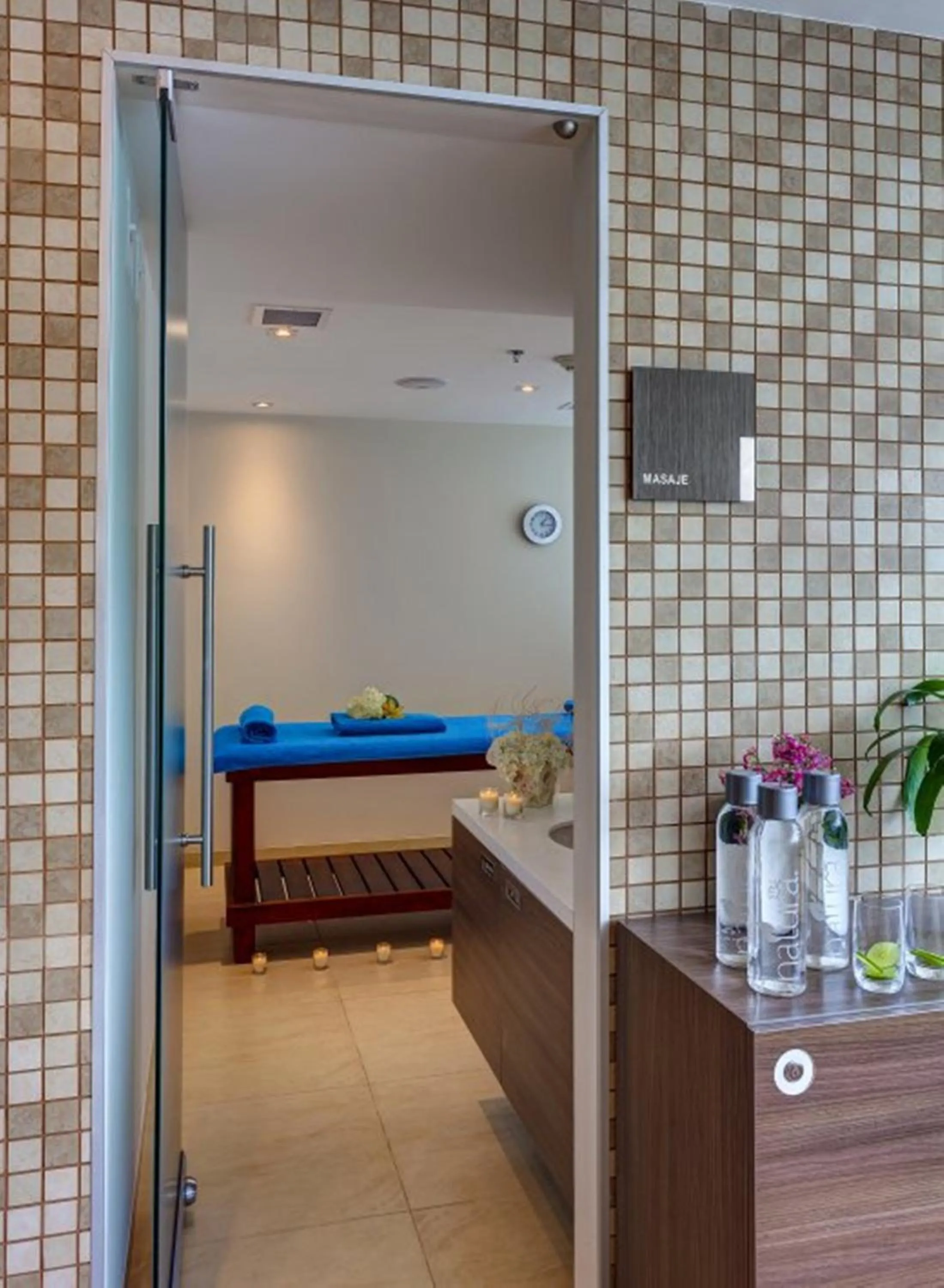 Spa and wellness centre/facilities, Bed in Estelar Villavicencio Hotel & Centro De Convenciones