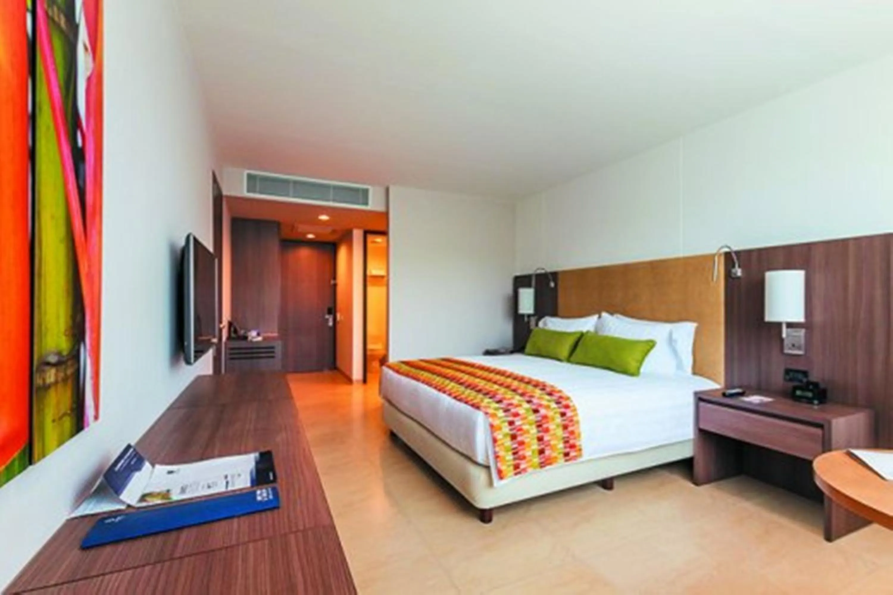 Photo of the whole room, Bed in Estelar Villavicencio Hotel & Centro De Convenciones