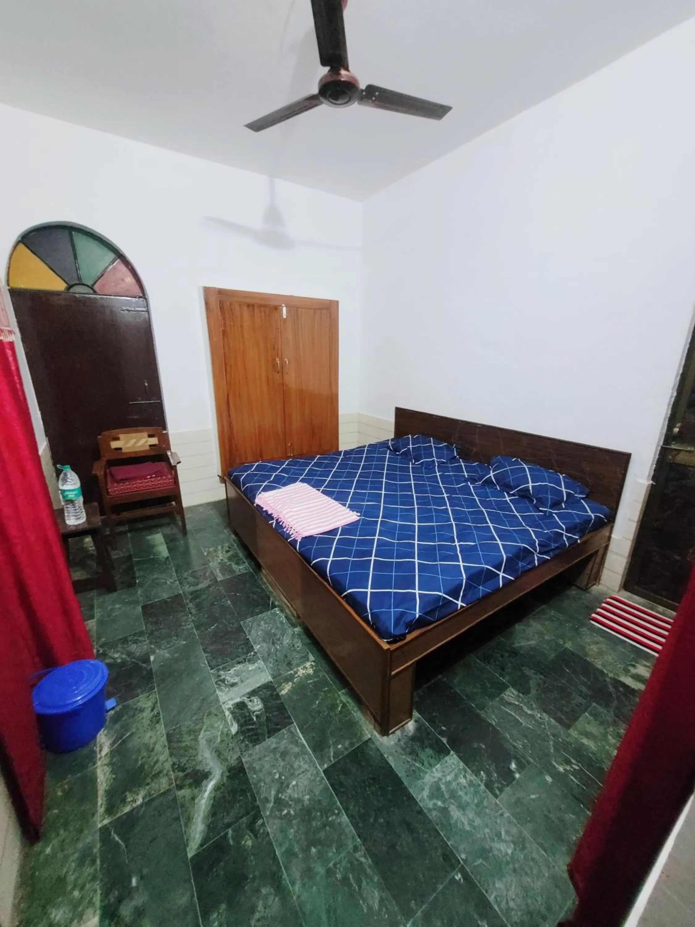 Bed in Pushpa Vatika