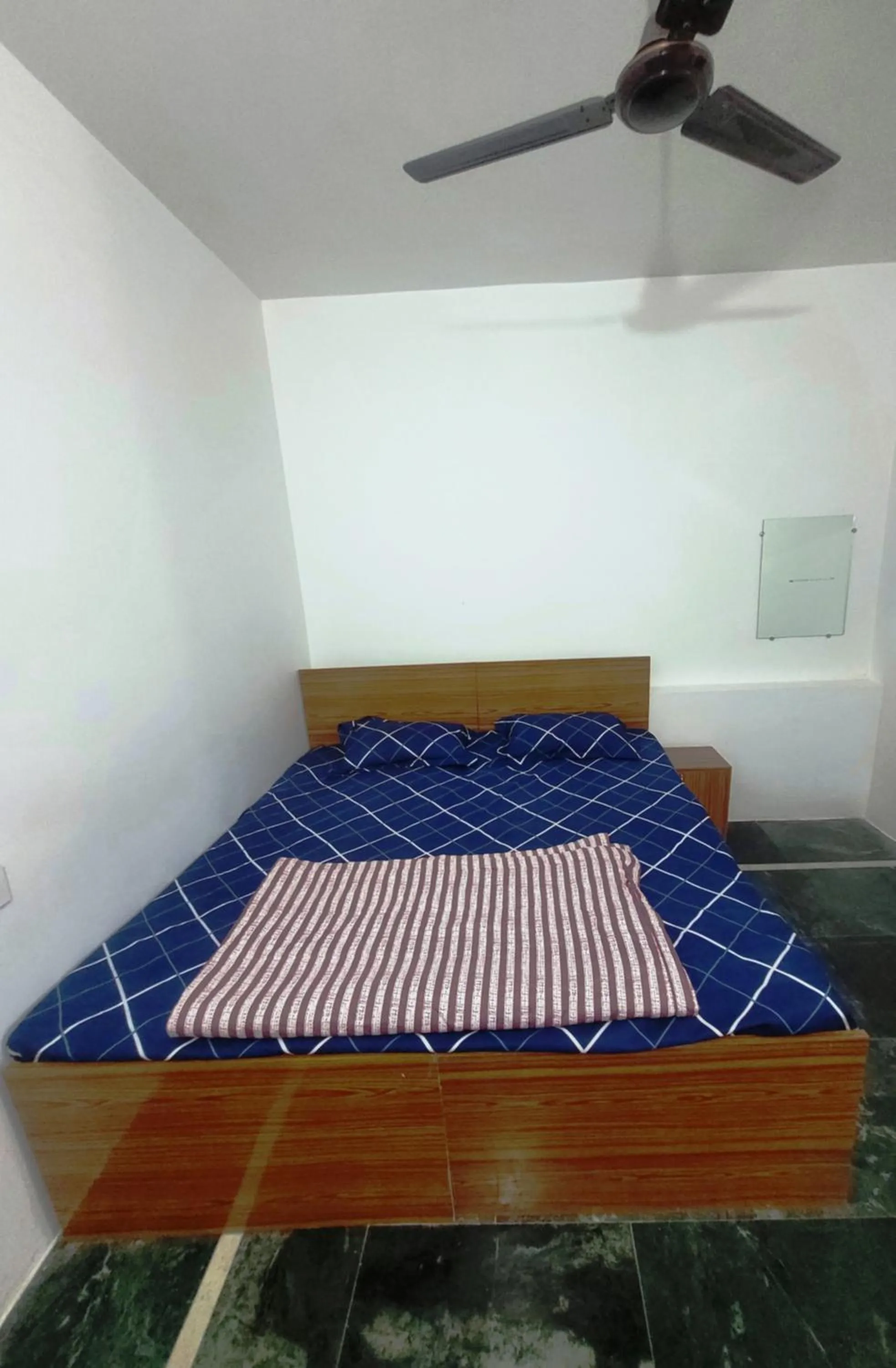 Bed in Pushpa Vatika
