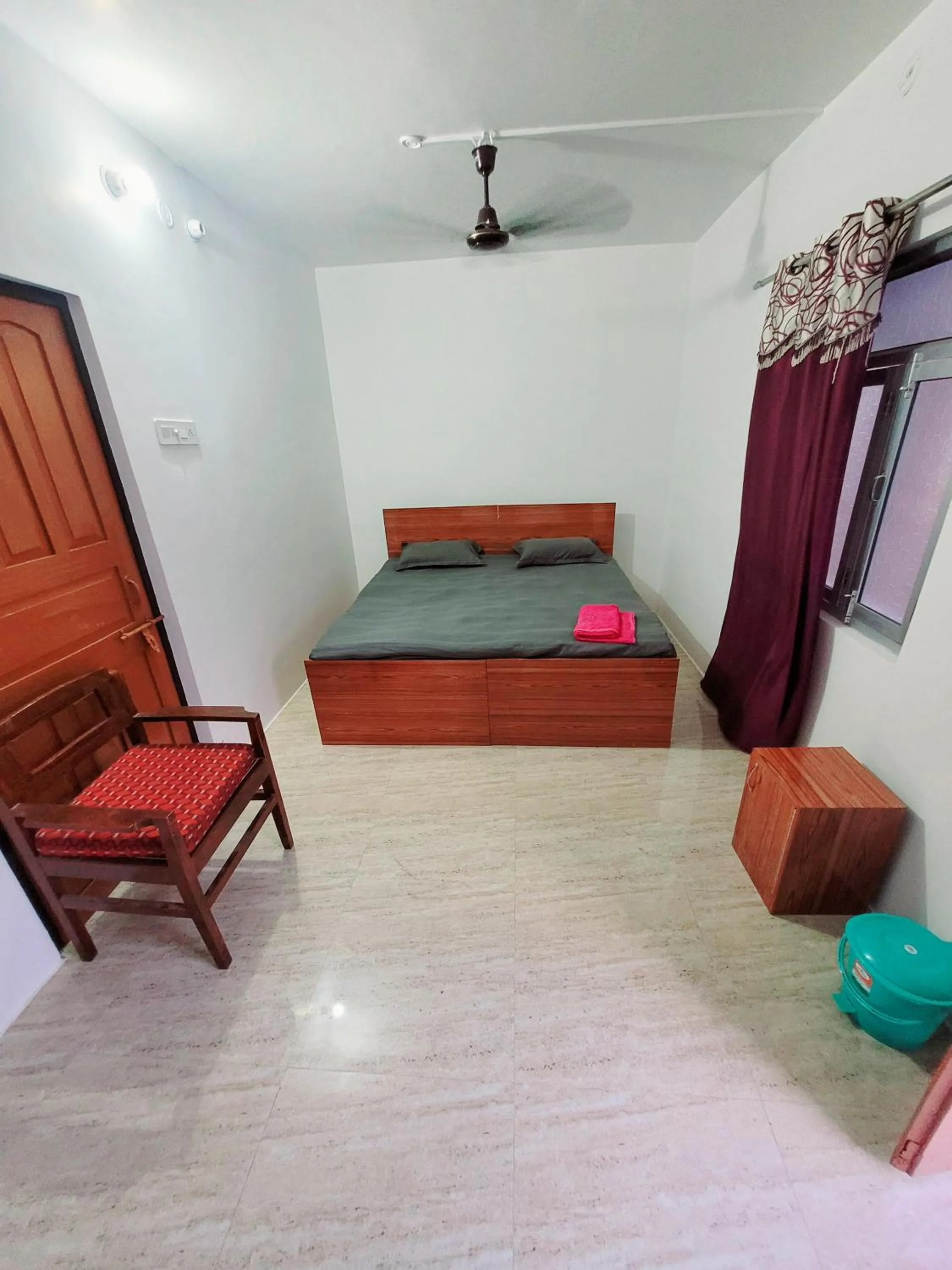 Bed in Pushpa Vatika