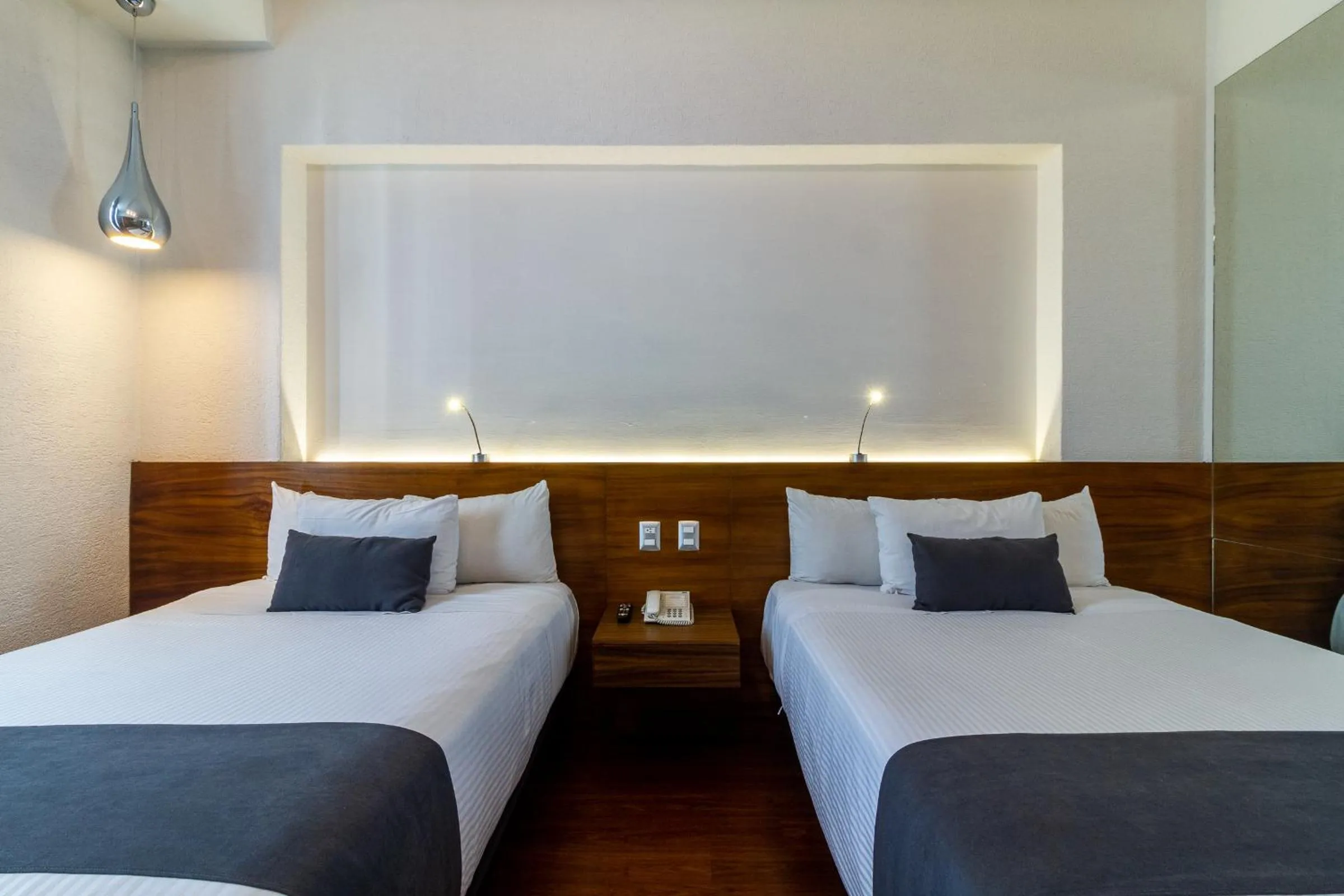 Bed in Mesón Ejecutivo Guadalajara Minerva - Av México