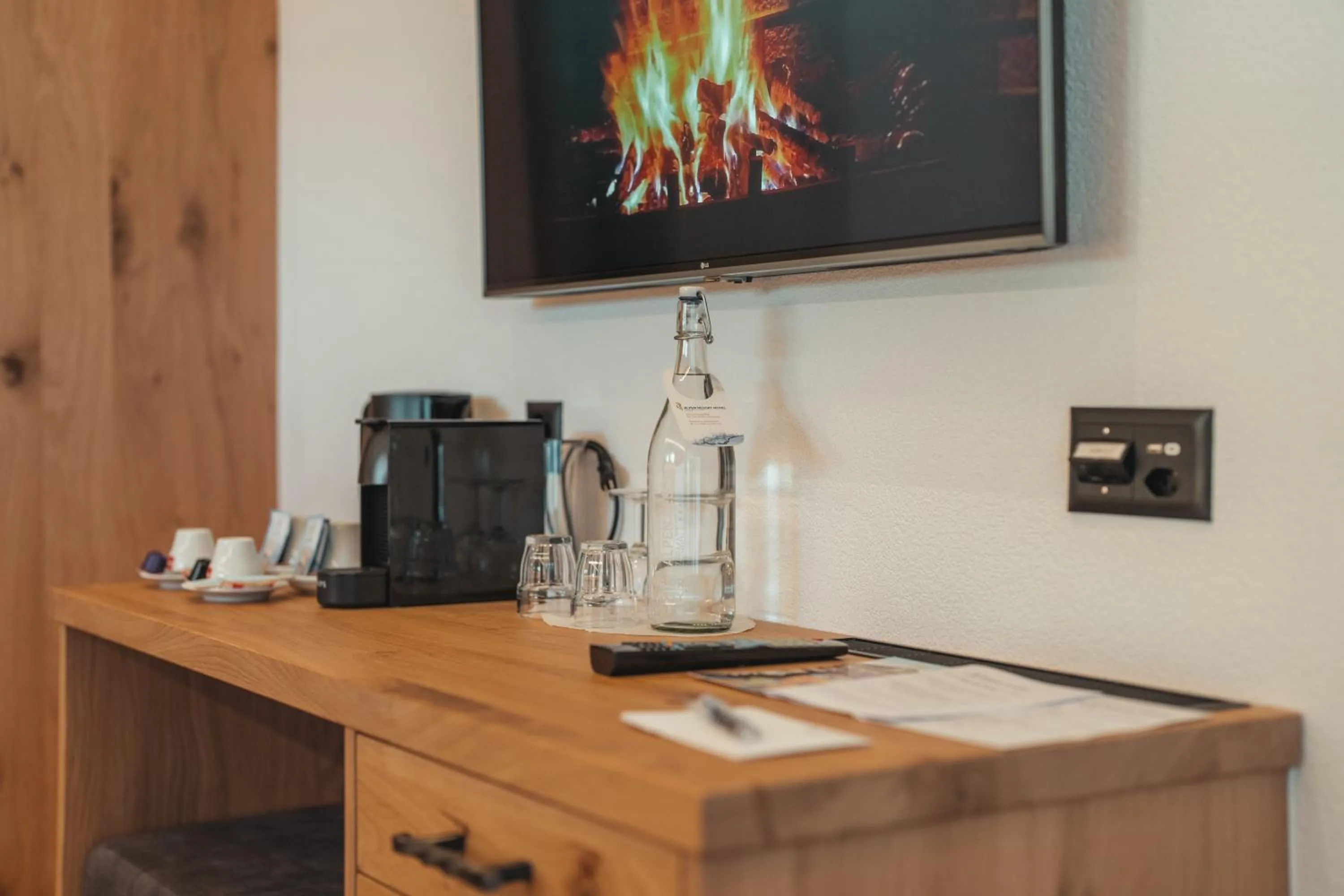 Coffee/tea facilities in Hotel Porta Cervino