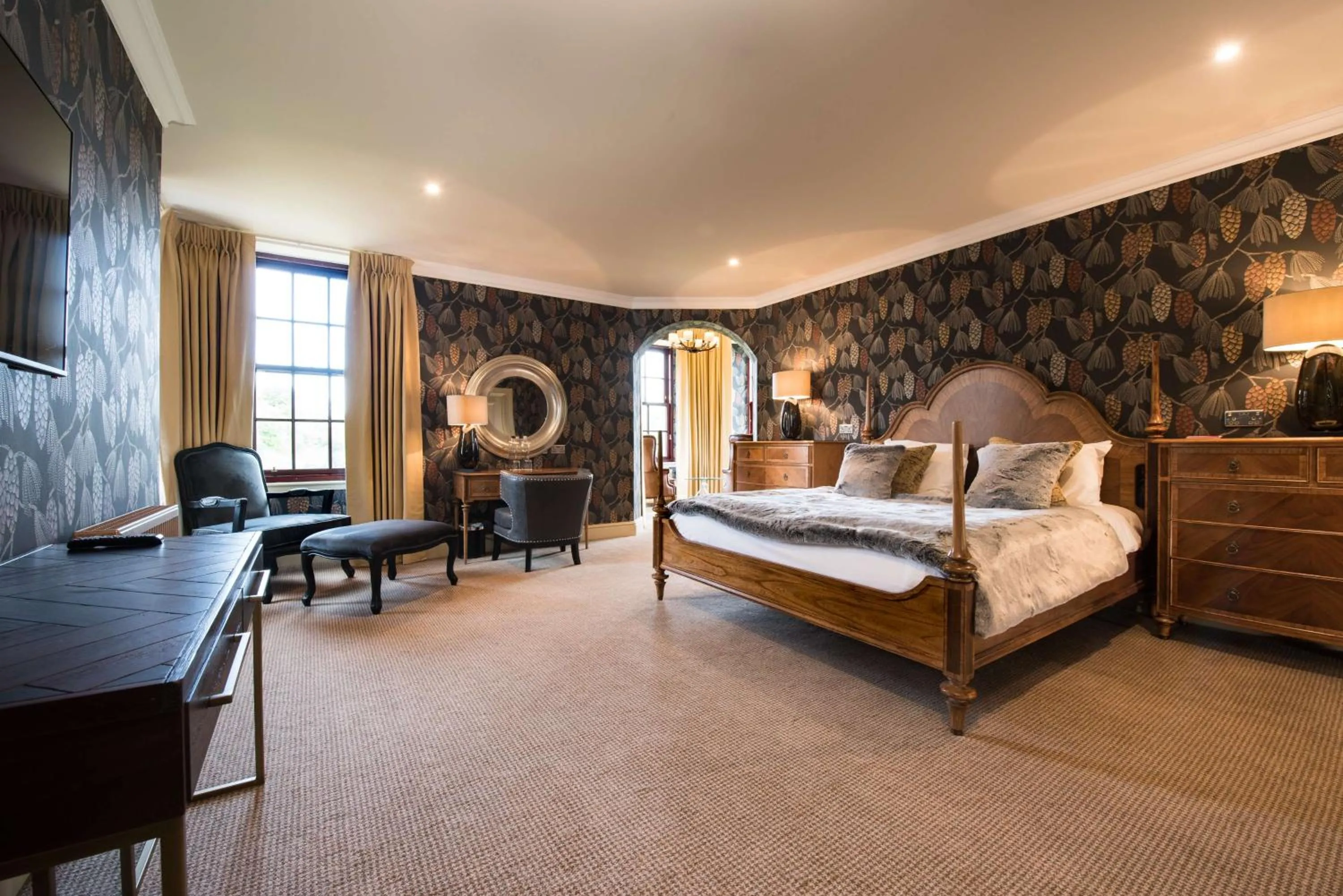 Photo of the whole room, Bed in Gleddoch Golf & Spa Resort