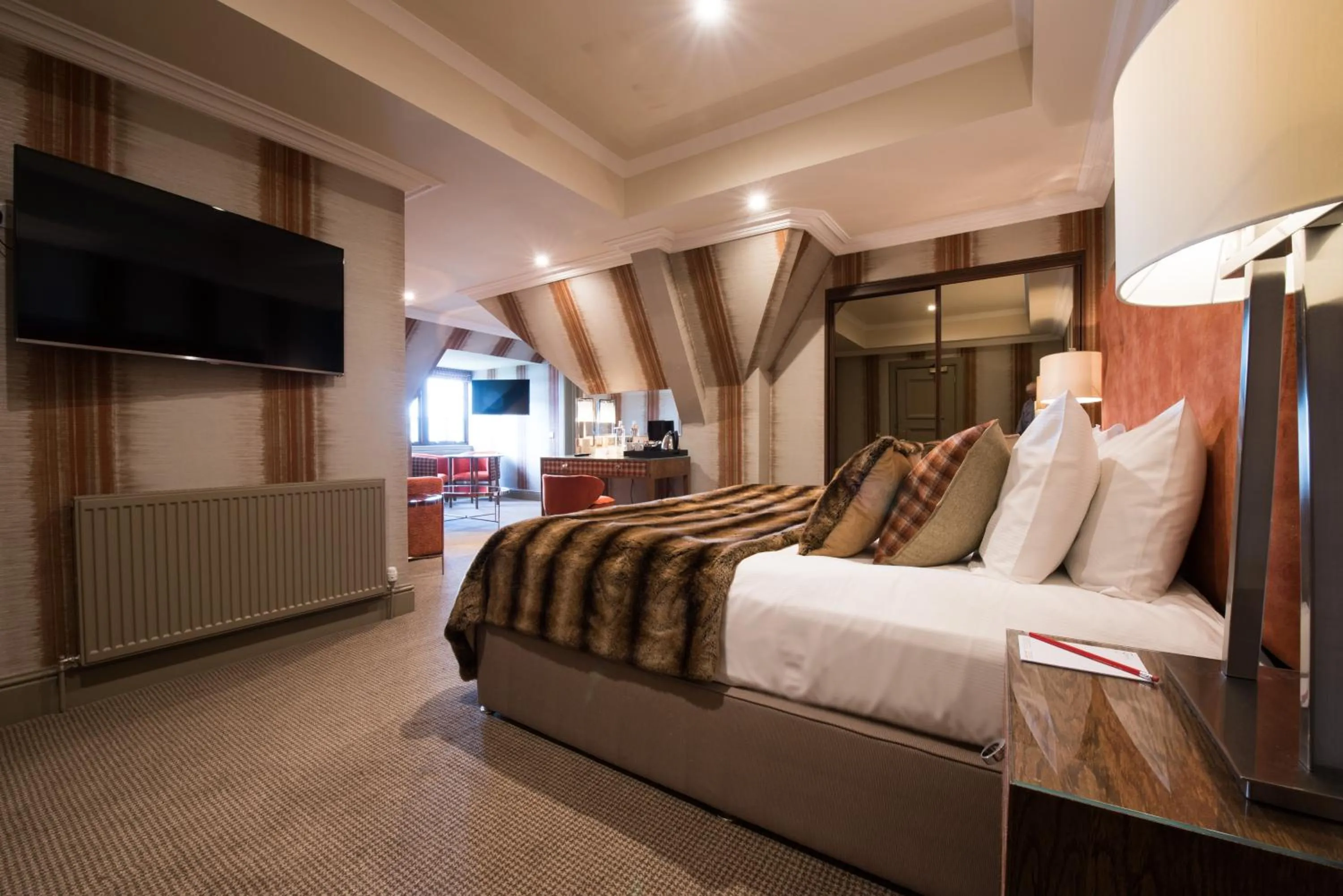Bedroom, Bed in Gleddoch Golf & Spa Resort