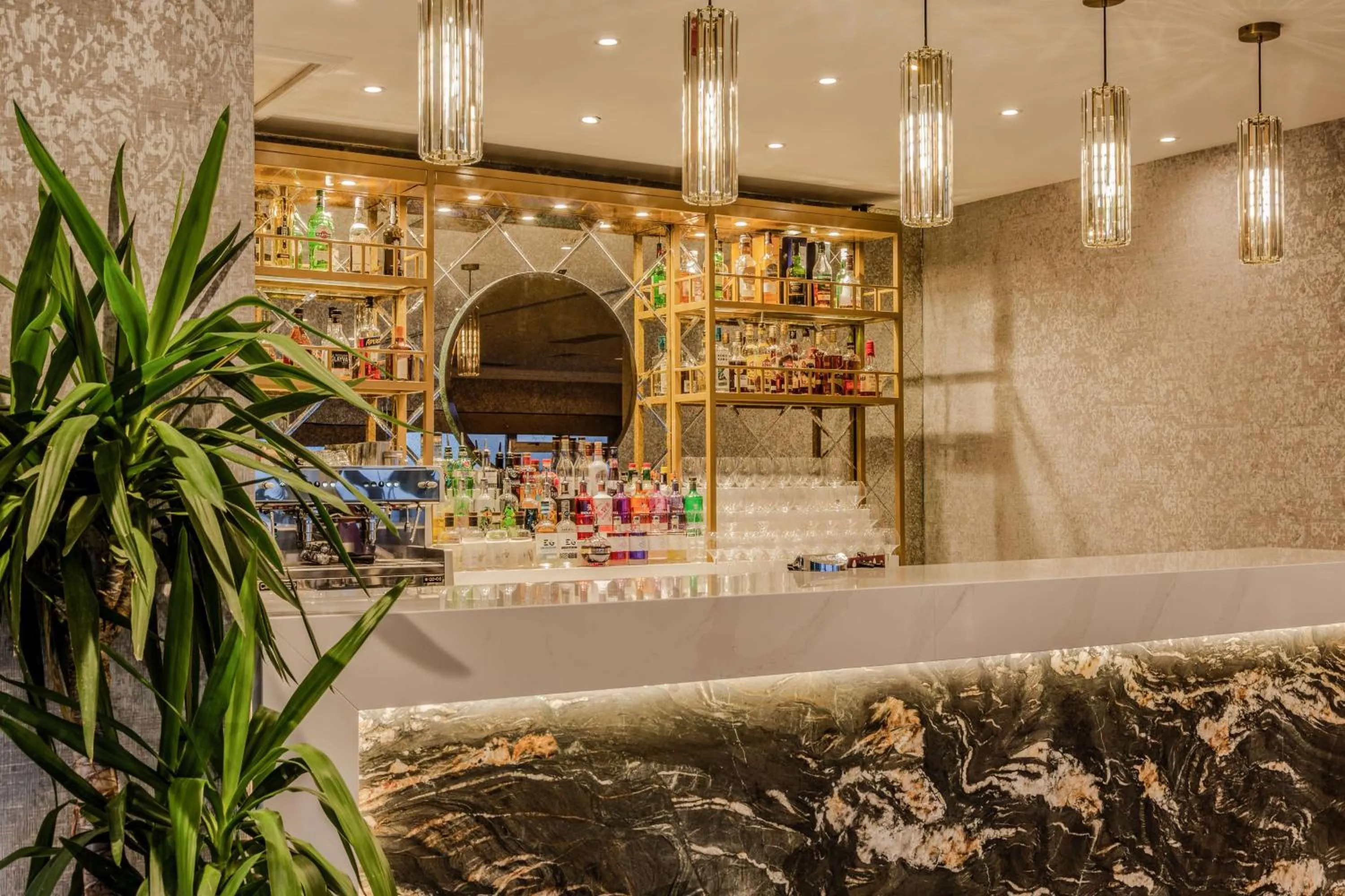 Lounge or bar in Gleddoch Golf & Spa Resort