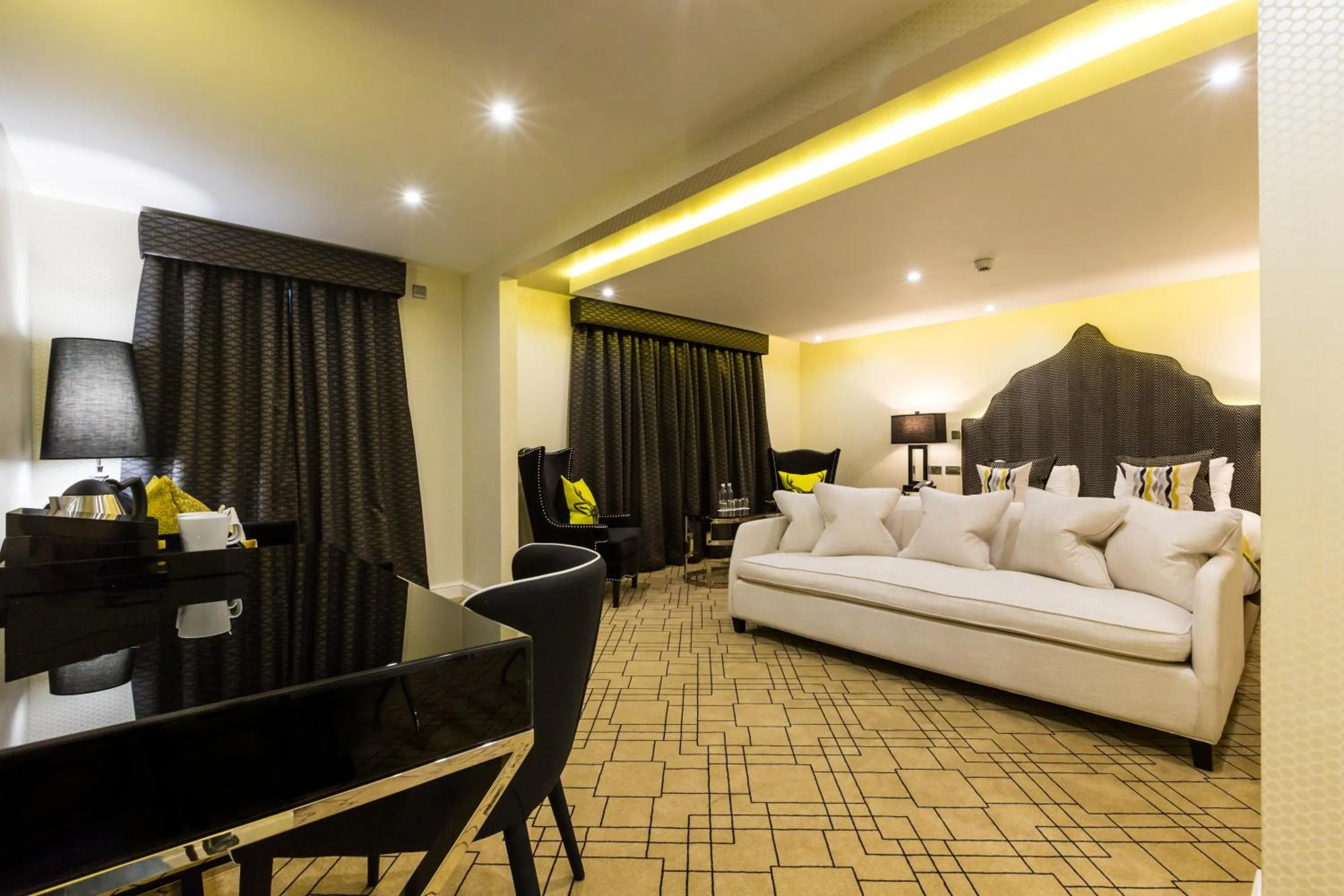 Photo of the whole room, Bed in Gleddoch Golf & Spa Resort